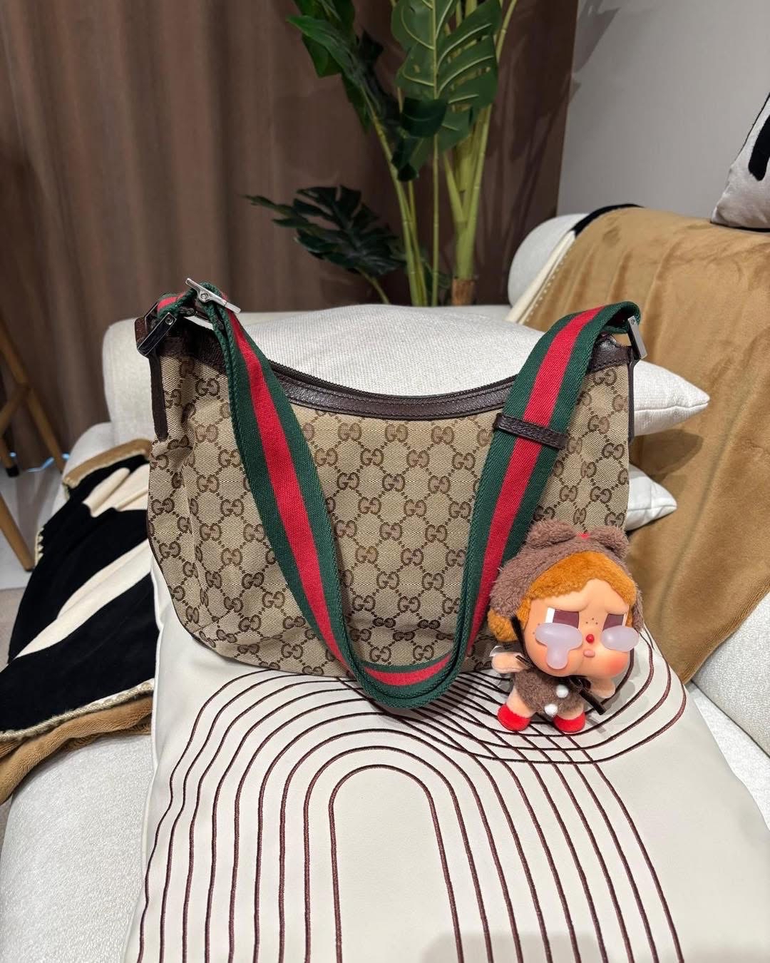 Gucci gg crossbody bag 100%Authentic,95%new✅塵袋