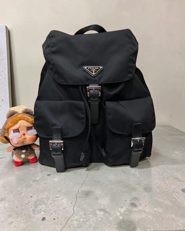 Prada Nylon Backpack  100%Authentic, 98%New ✅dust bag