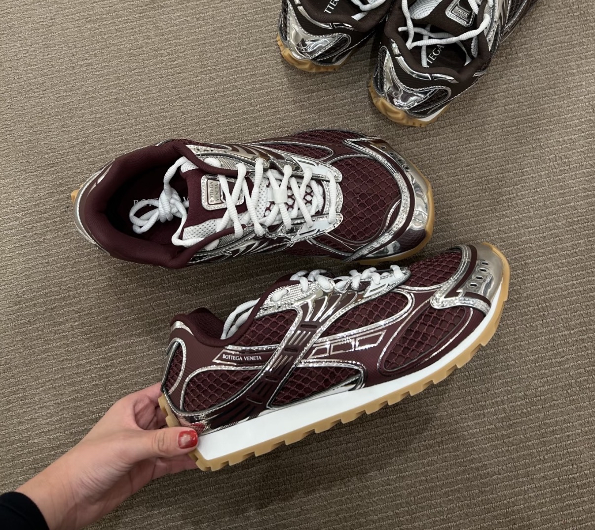 (只限此色) 限時優惠✨訂貨📮BV Orbit sneaker  Size 36/37/38/39/41  Color: Barolo/silver