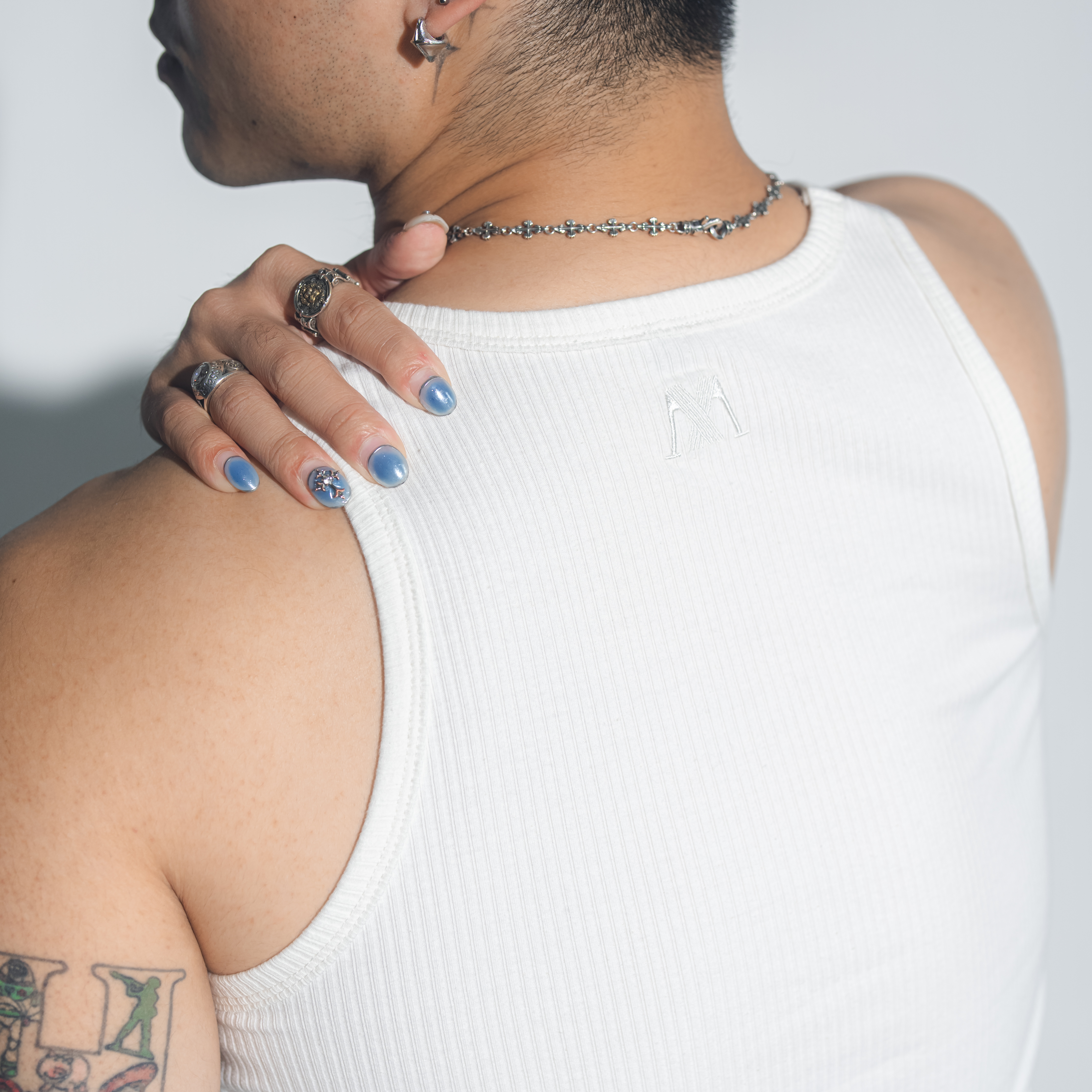 HOTSTUFF LOGO TANK-TOP