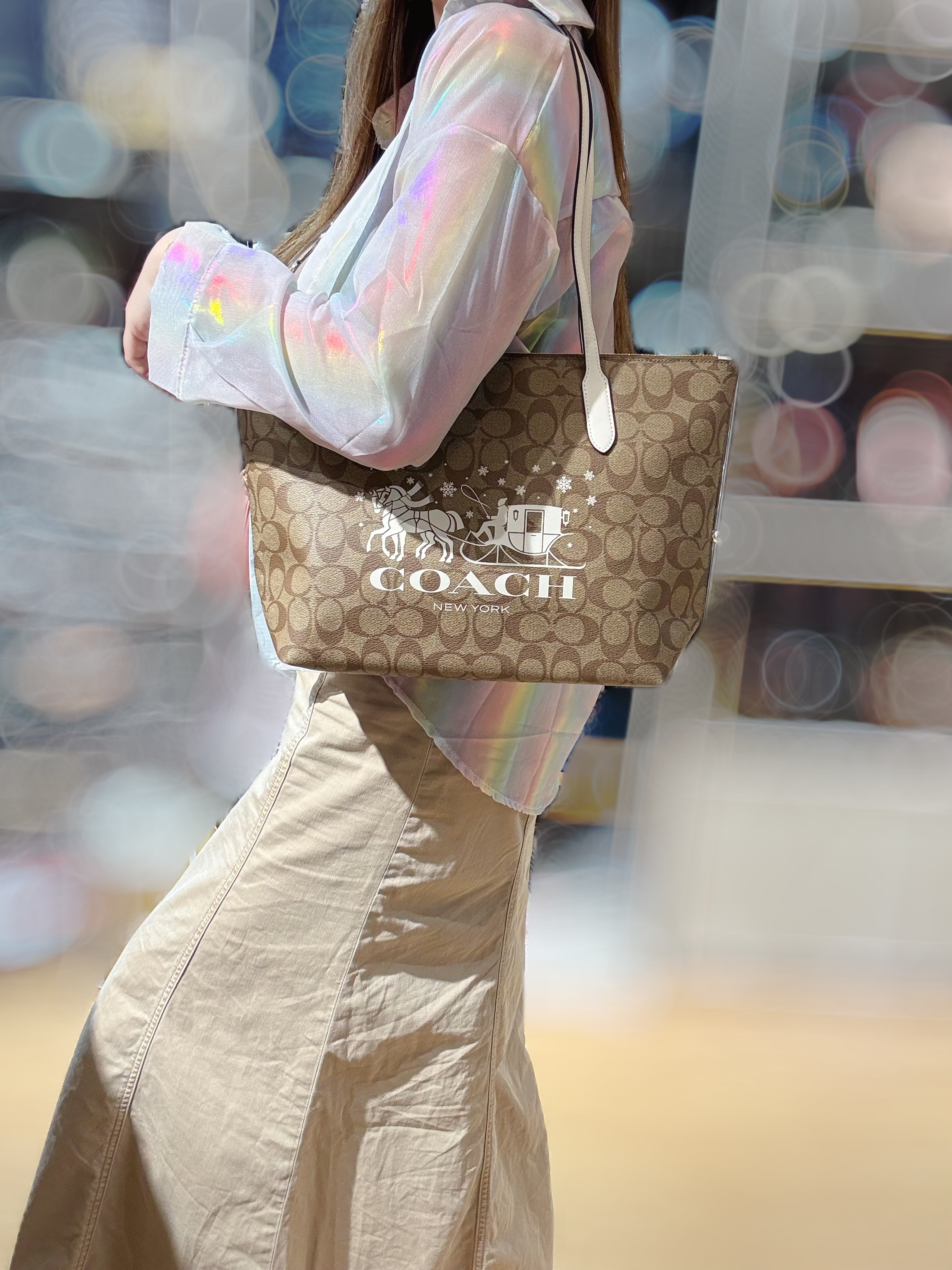 Coach top zip tote logo/m/horse