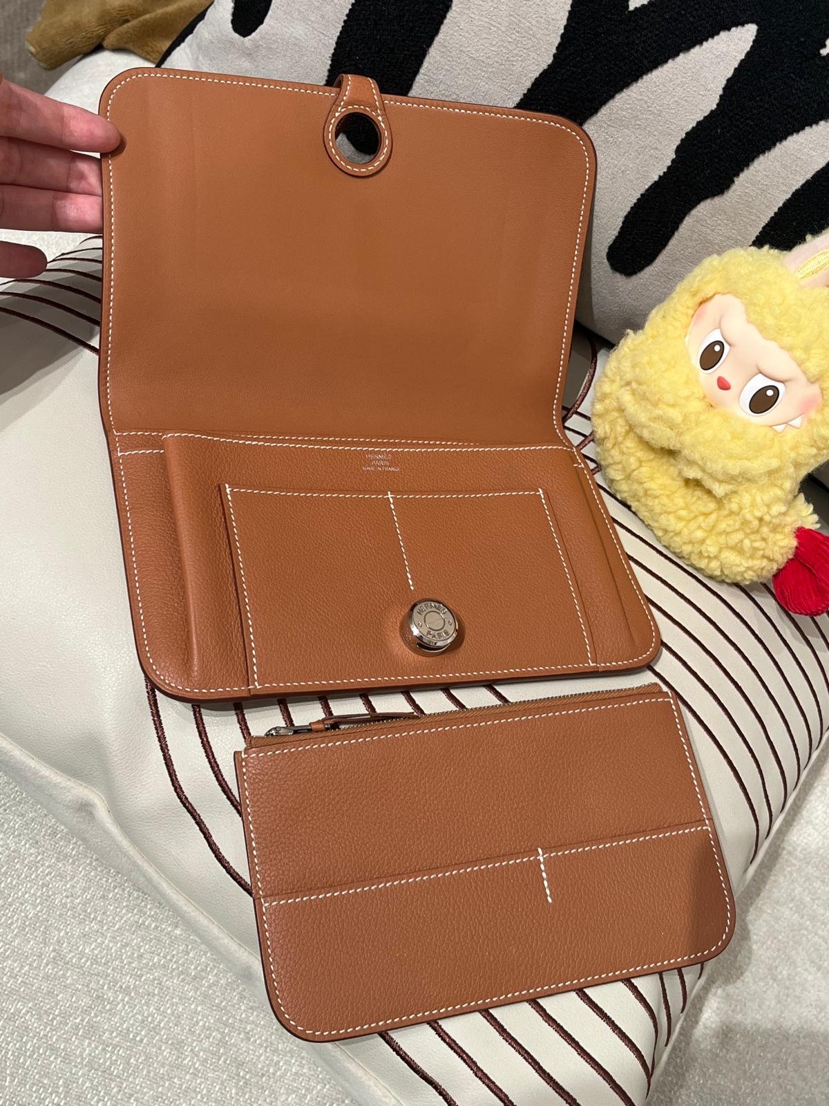 Hermes dogon duo WALLET ,STAMP U 100%Authentic ,unused 未使用品✅box 