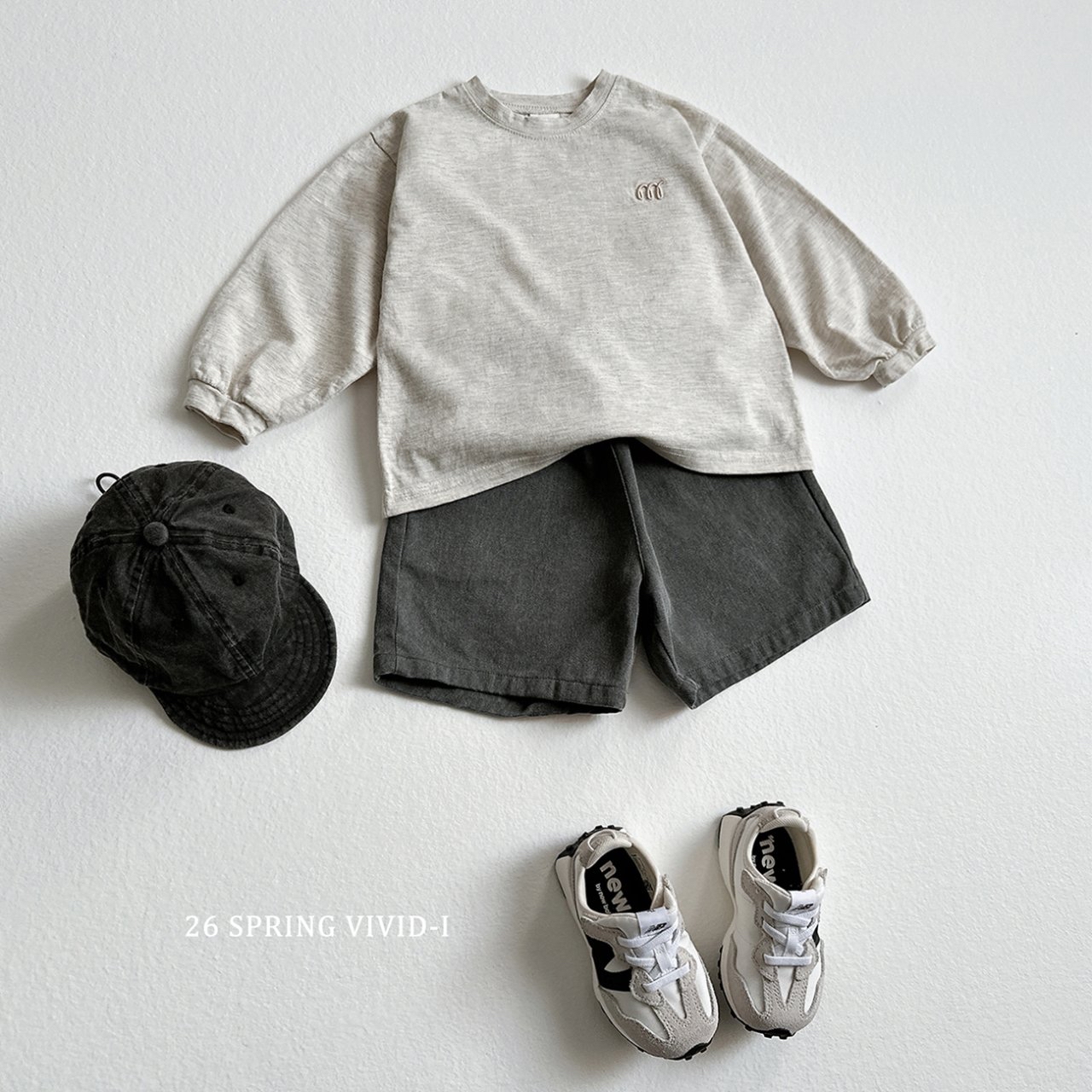 🌸預訂 韓國直送🌸🇰🇷VIVIDI四色M字刺繡寬鬆長袖上衣