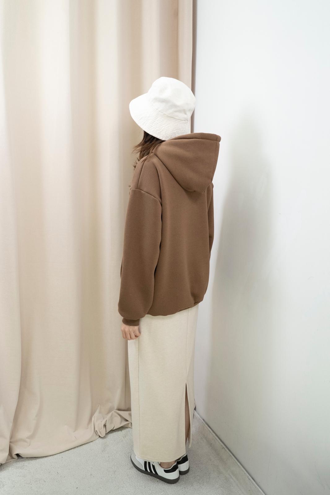 加絨有帽文字衞衣（咖色）