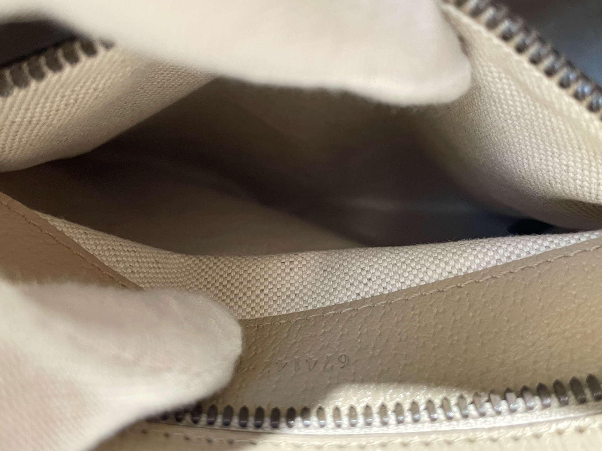 【預訂貨品】Gucci 燕麥色老花書包🎒