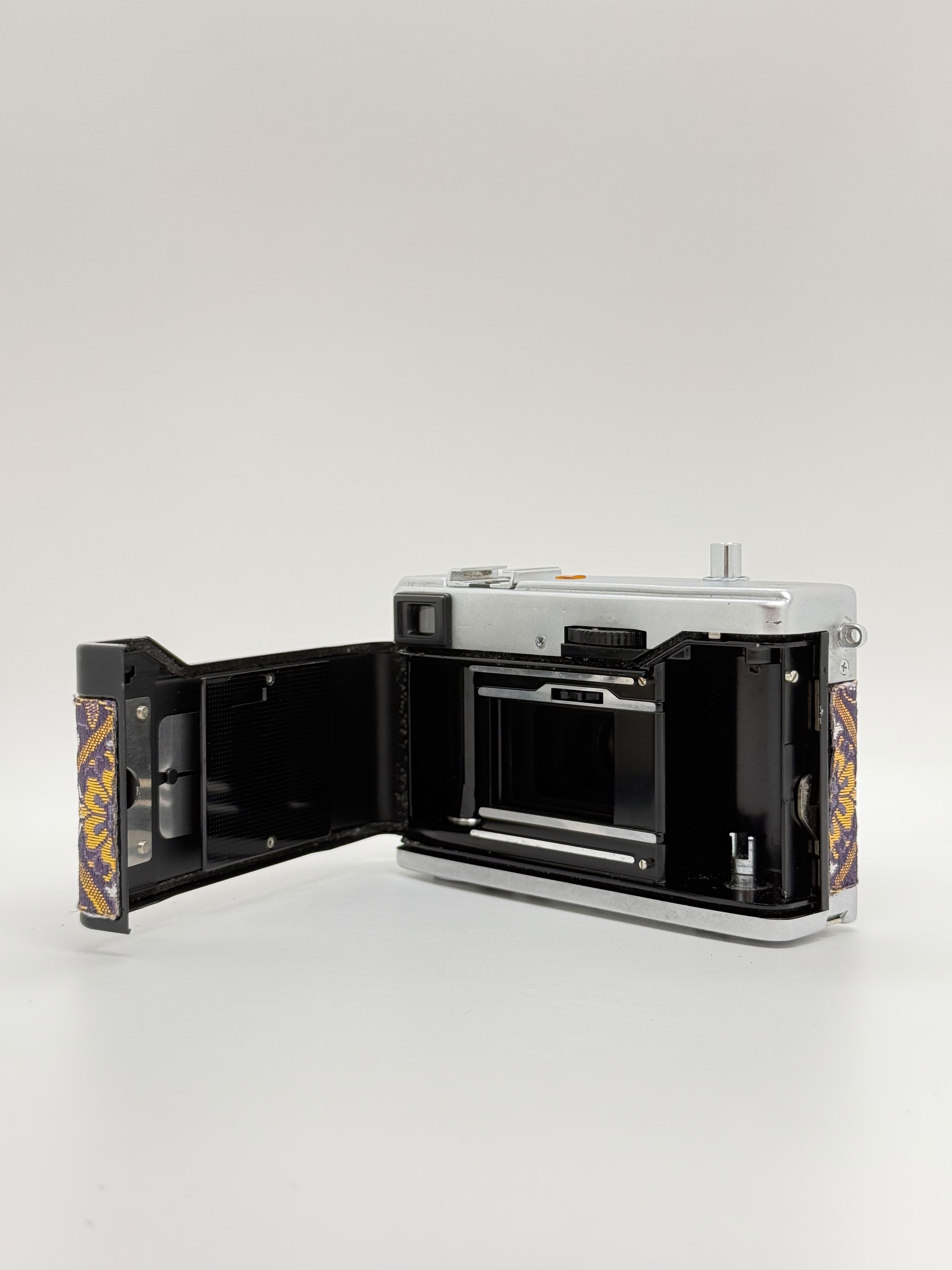 「西陣織之影」 Olympus 35 ECR Rangefinder 旁軸菲林相機