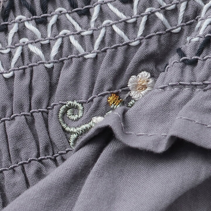 🇯🇵預訂 日本直送🇯🇵 Petit Main 三色草莓刺繡緞帶褶皺束腰上衣