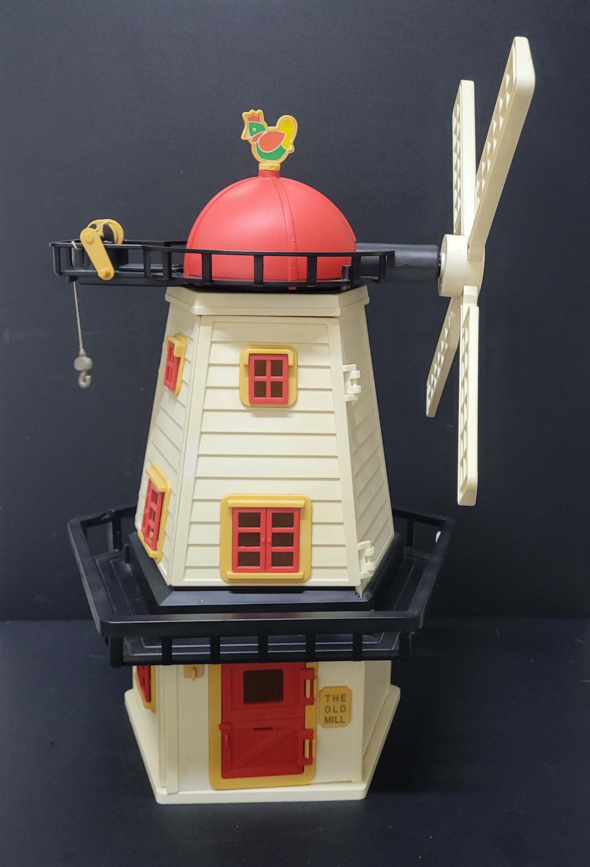 森林家族舊版風車屋