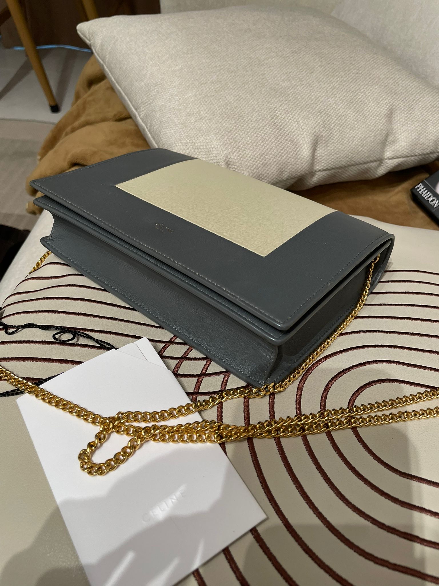  Celine clutch on chain 灰色牛皮鏈條銀包斜孭袋 100%Authentic ,88%new ✅Booklet