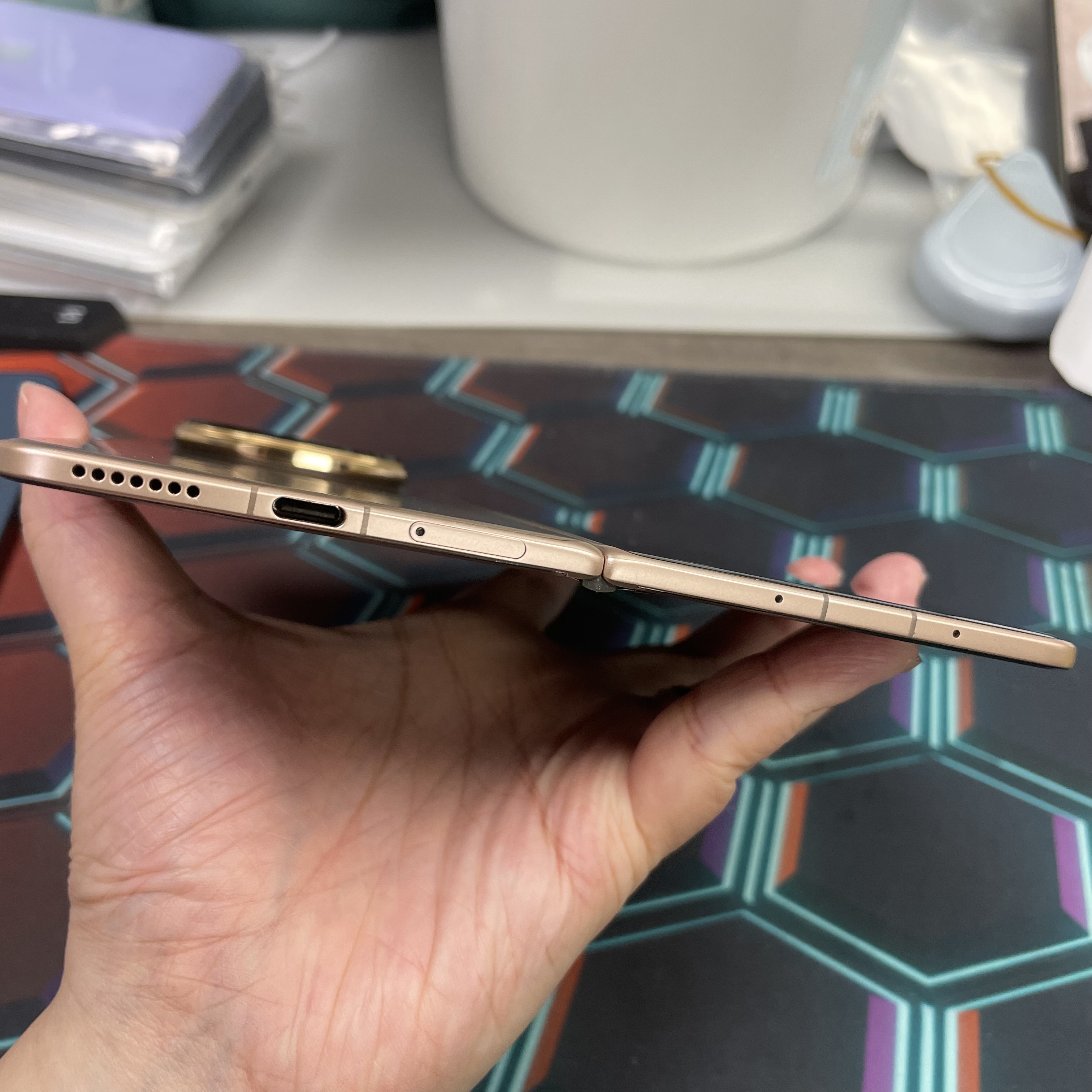 *8289 Honor Magic V5 勁靚機 16+512GB 金色 gold