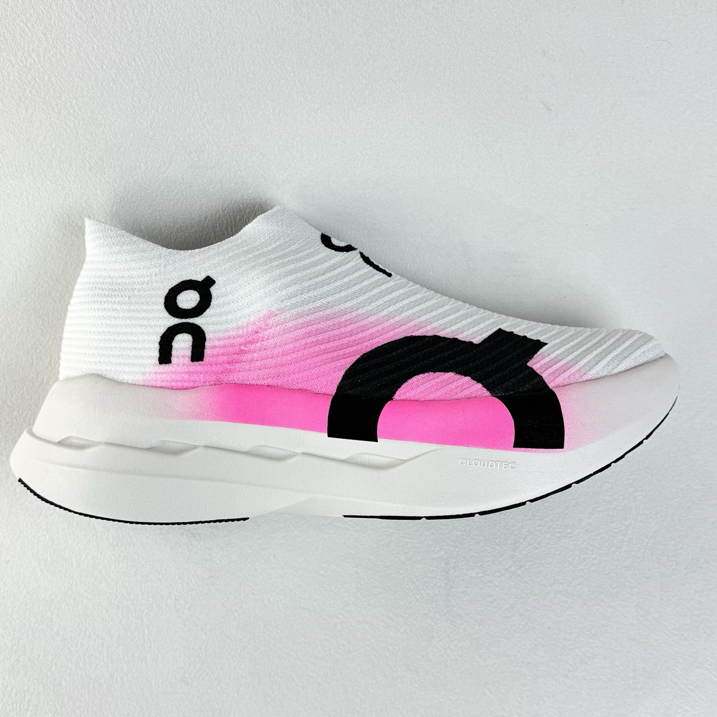 On Cloudboom Strike LS