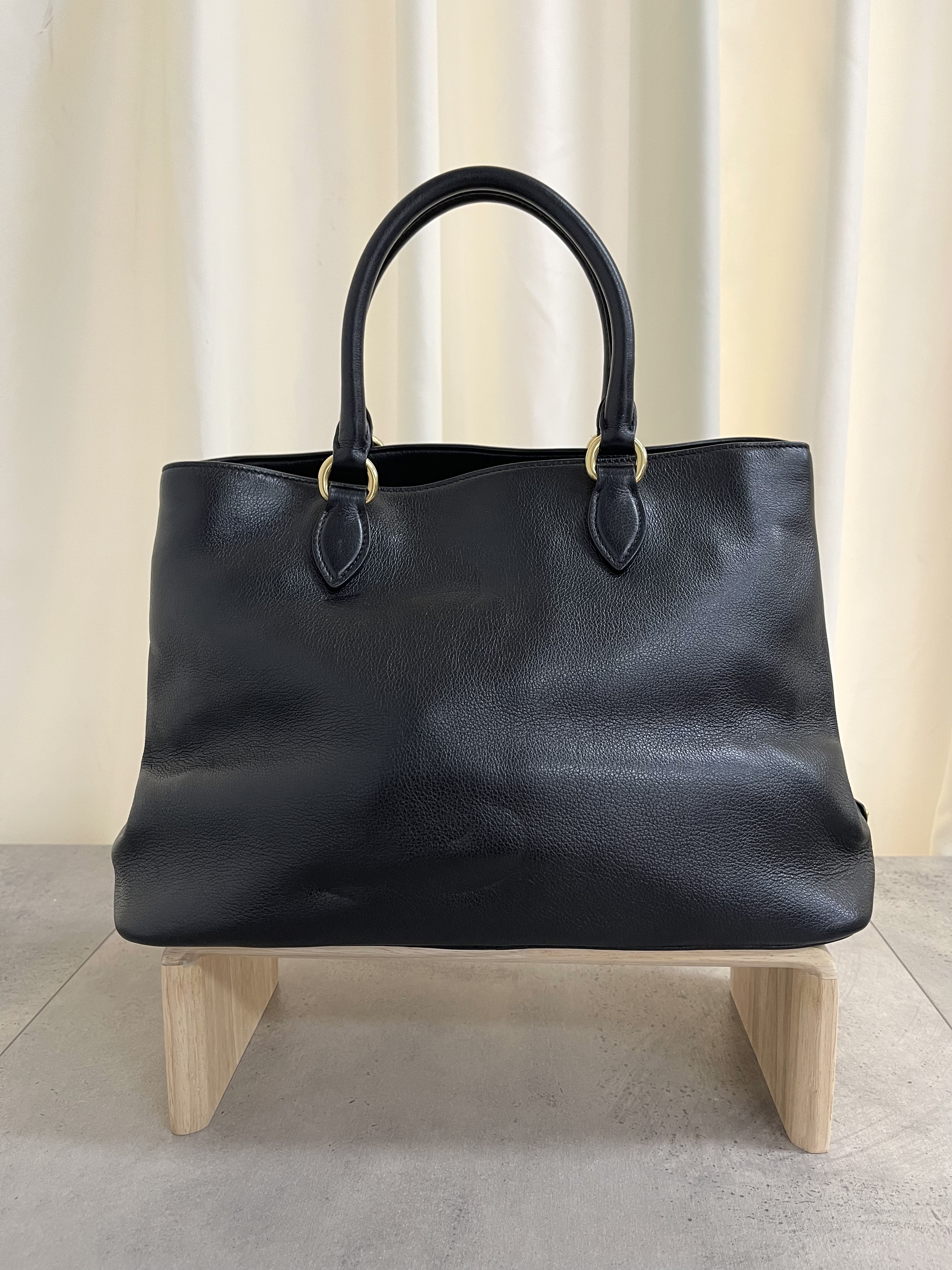 Pre-owned Prada Handbag / Product Code: 26012701