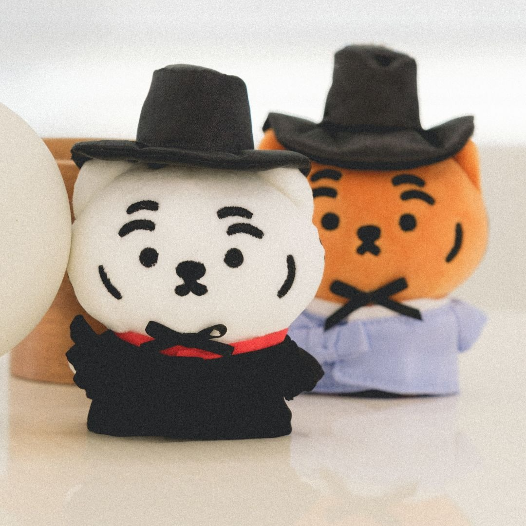 [MUZIK TIGER] 韓服老虎公仔匙扣 (2款)