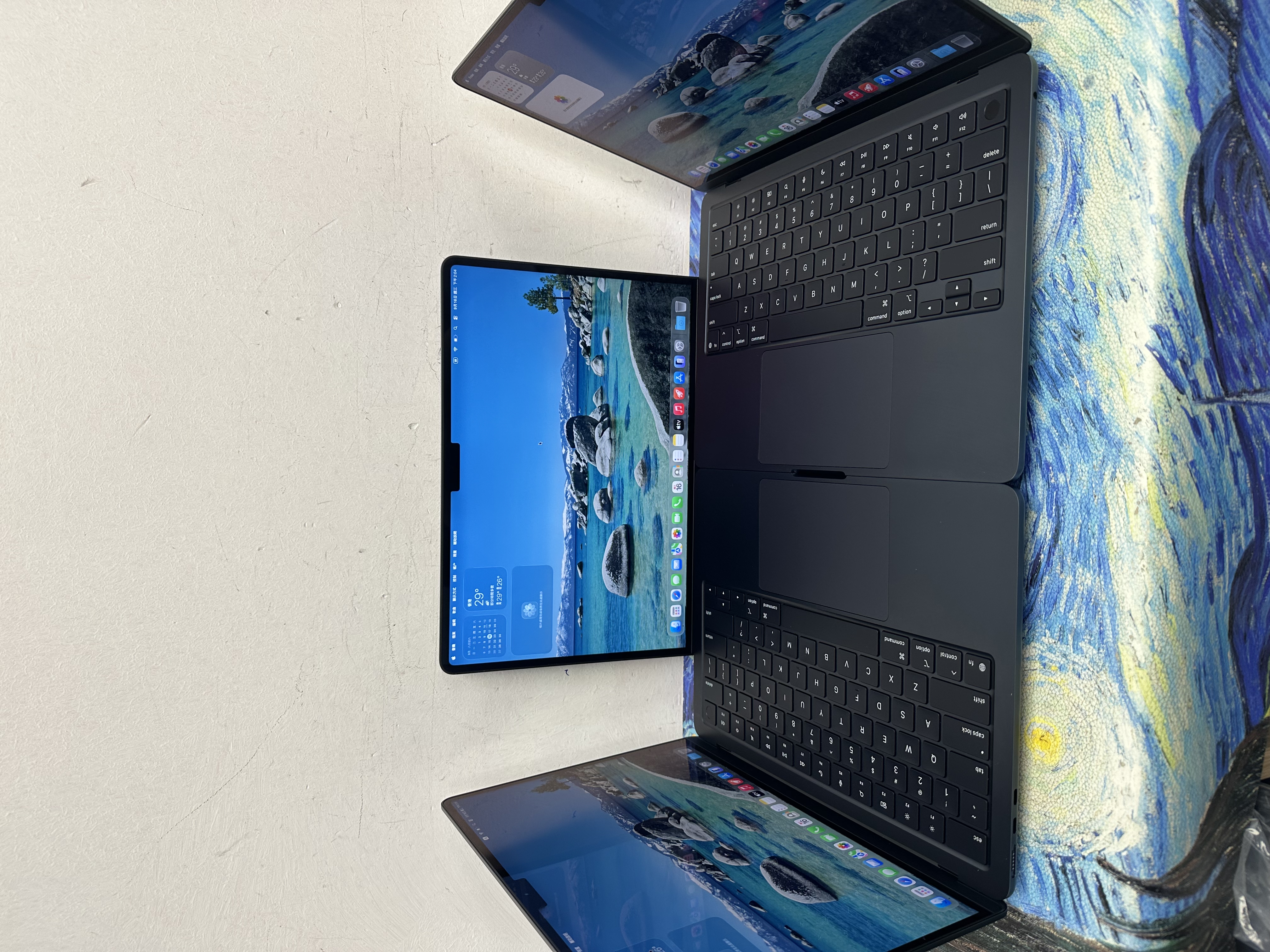 APPLE  MacBook Air M4 2025 M4 CPU/ 24GB Ram/512GB SSD/10核心GPU/Liquid Retina Mon/13吋/午夜藍色/Gaming Laptop / Notebook / 超強續航能力/文書機 / 畫圖 / 剪片 / Movie / Netflix/ 原廠保養到27年2月
