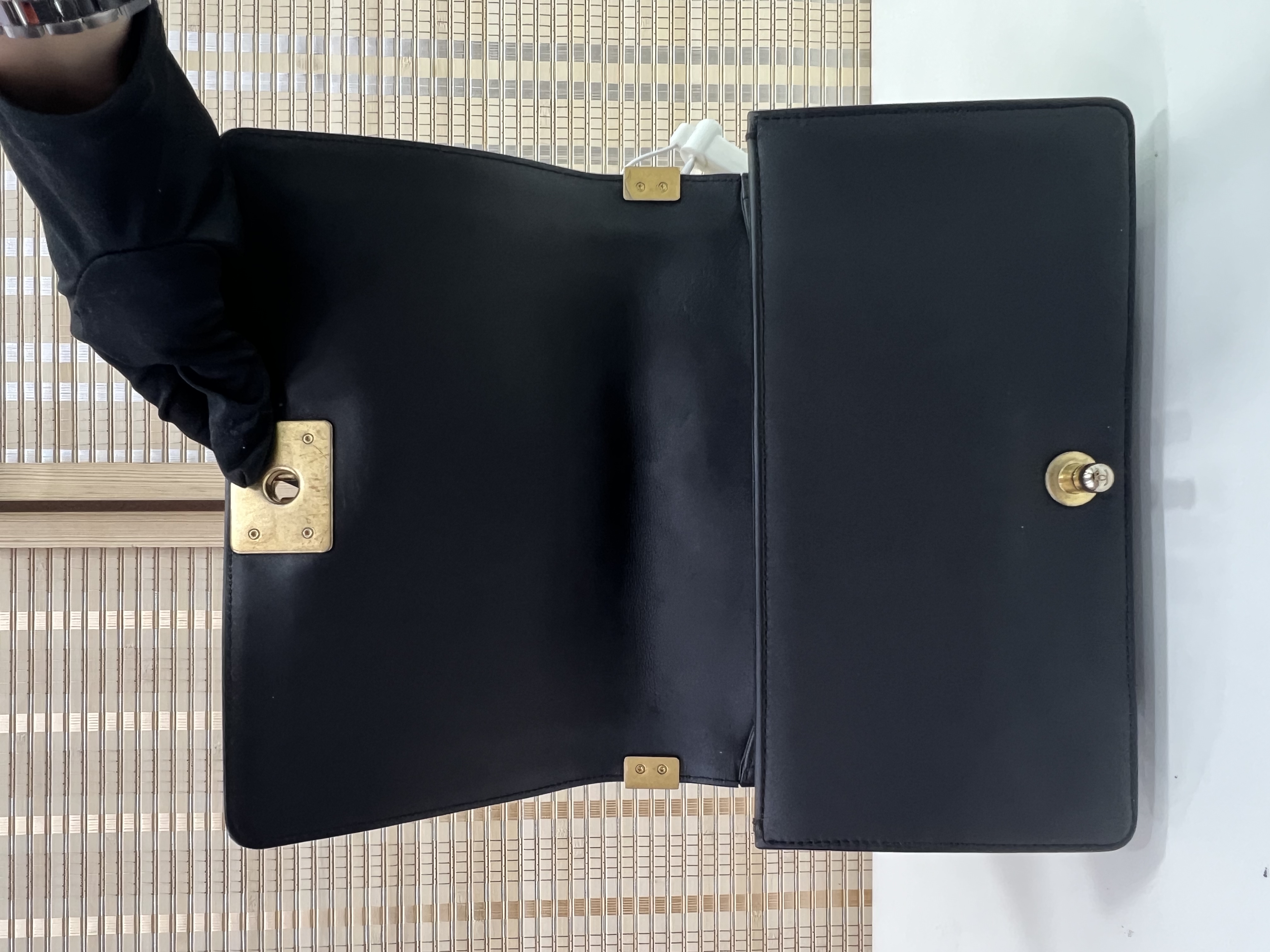 直播貨品 |  [1個-$100 2個-$300] GG46