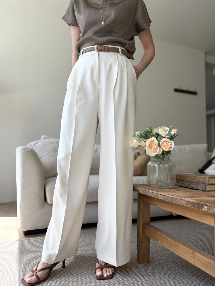 Timeless Pleated Flow Pants (Ivory)
