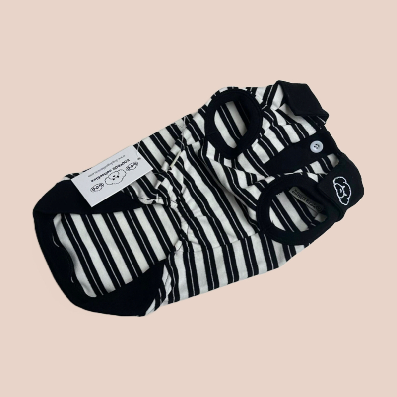 S650   黑白條紋T恤 Black and white striped T-shirt