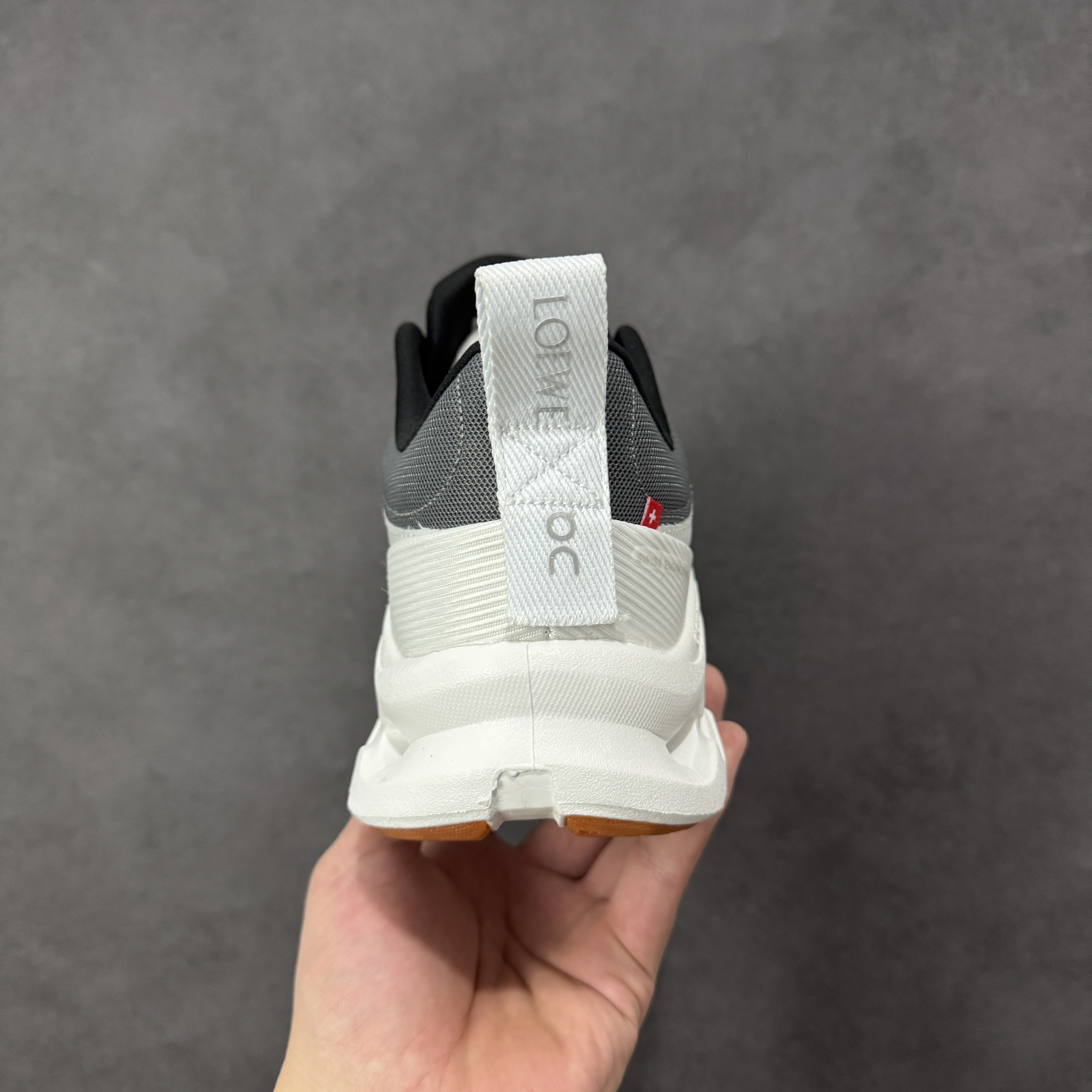 On Running Cloudtilt 2LOEWE 