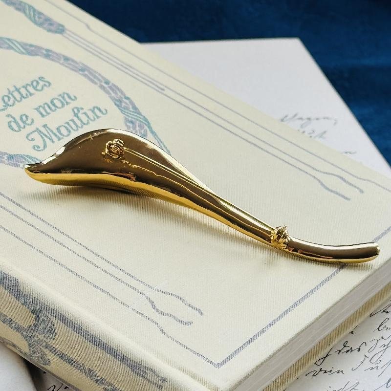 Vintage Elegant Simulated Pearl 3-Dimensional Calla Lily Brooch (MT2018-15)
