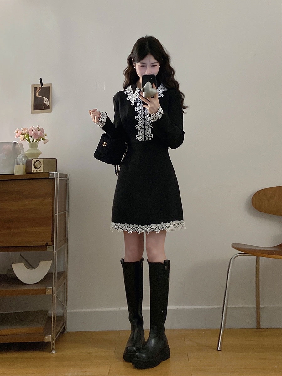 B10(3528短) 短款法式高级感拼接蕾丝花纹翻领前部袖边与下摆黑连身裙