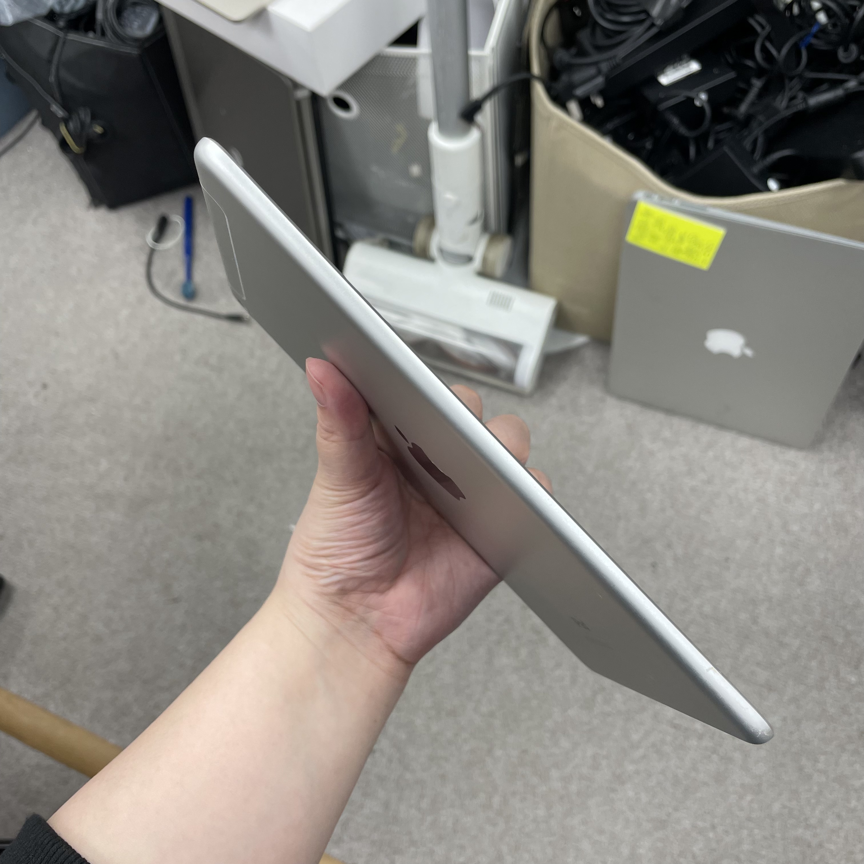 *483086 iPad mini 5 勁靚機 64GB 插卡版 銀色 sliver