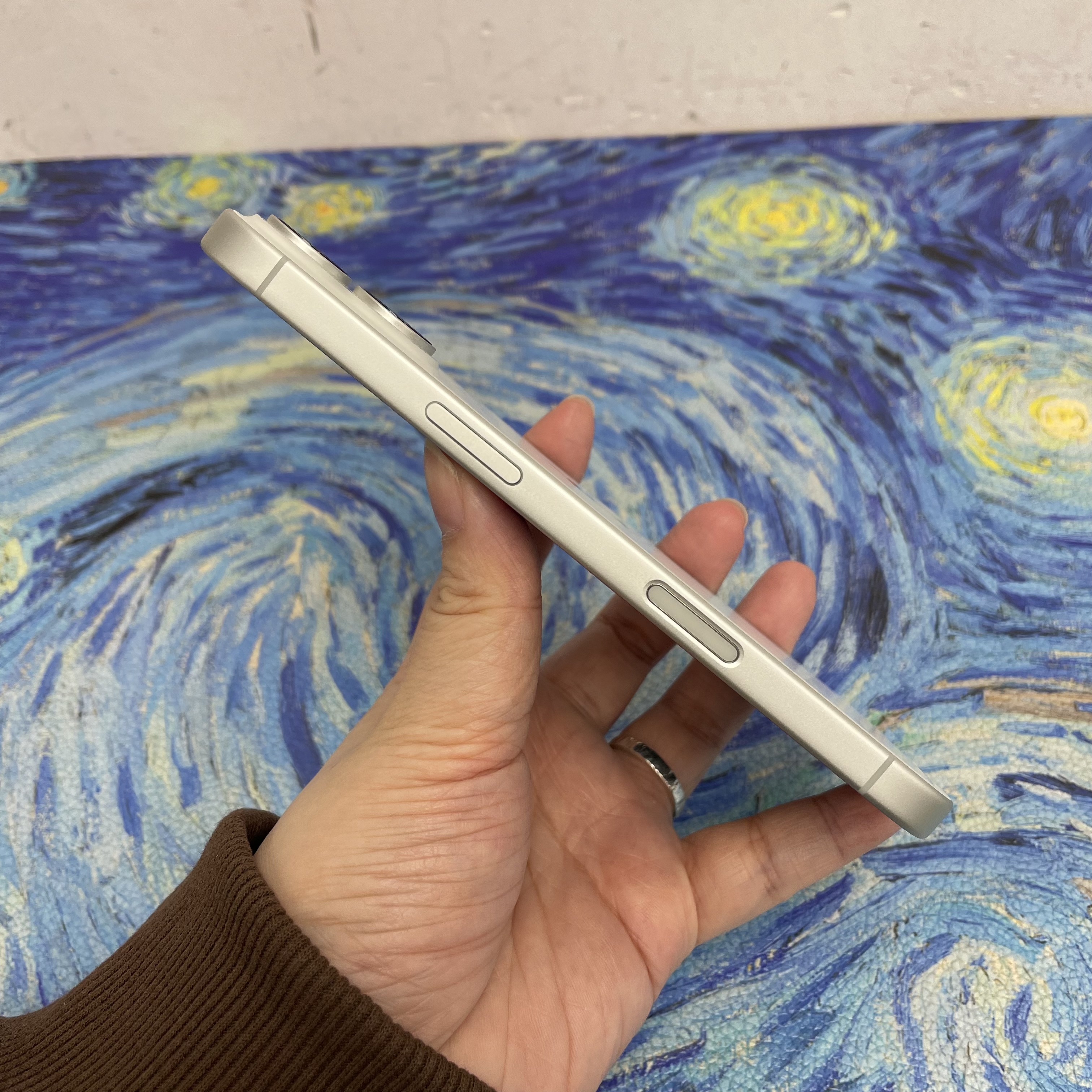 *5772 17 未使用品 256GB 電100 白色 white 