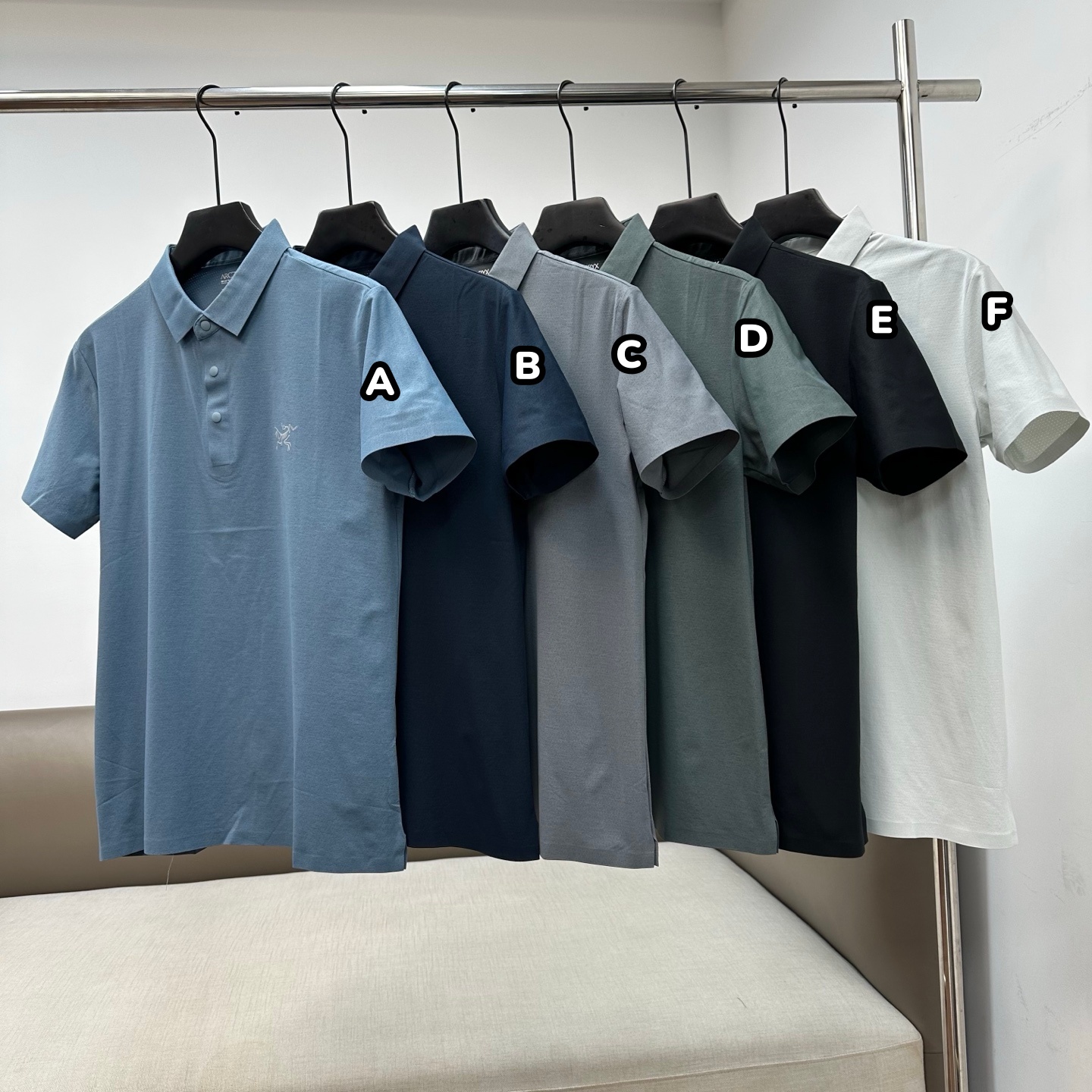 ARC'TERYX 熱熔壓無痕速乾短袖 POLO 