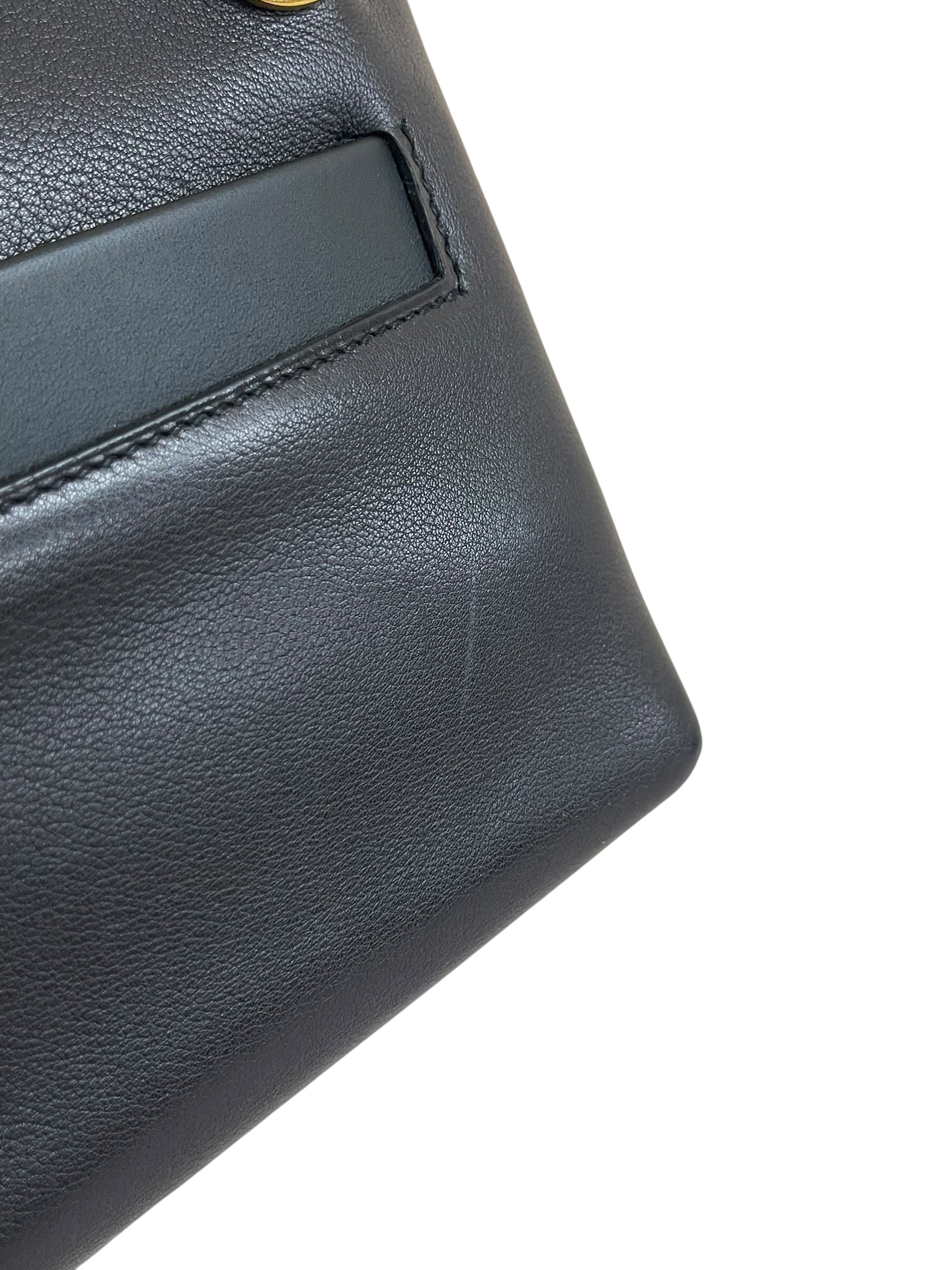Pre-owned Hermes 2424 / Stamp W / Product Code: 063005