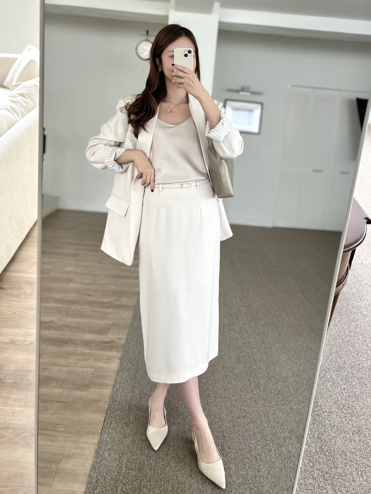 Atelier Relaxed Blazer (Ivory)