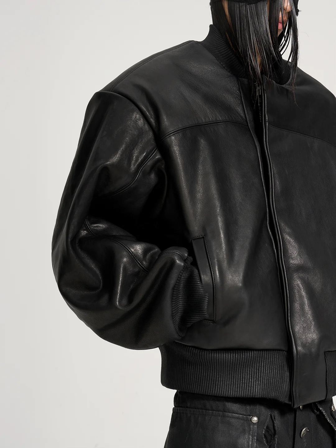 VAR-45｜RIFT FORM · ZIP-SLEEVE LEATHER BOMBER