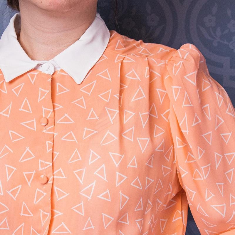 C.a. 1980-90s American Alexis Petites Peach Orange Geometric Pattern White Collar Shirtdress - Size L up (MU108-2 )
