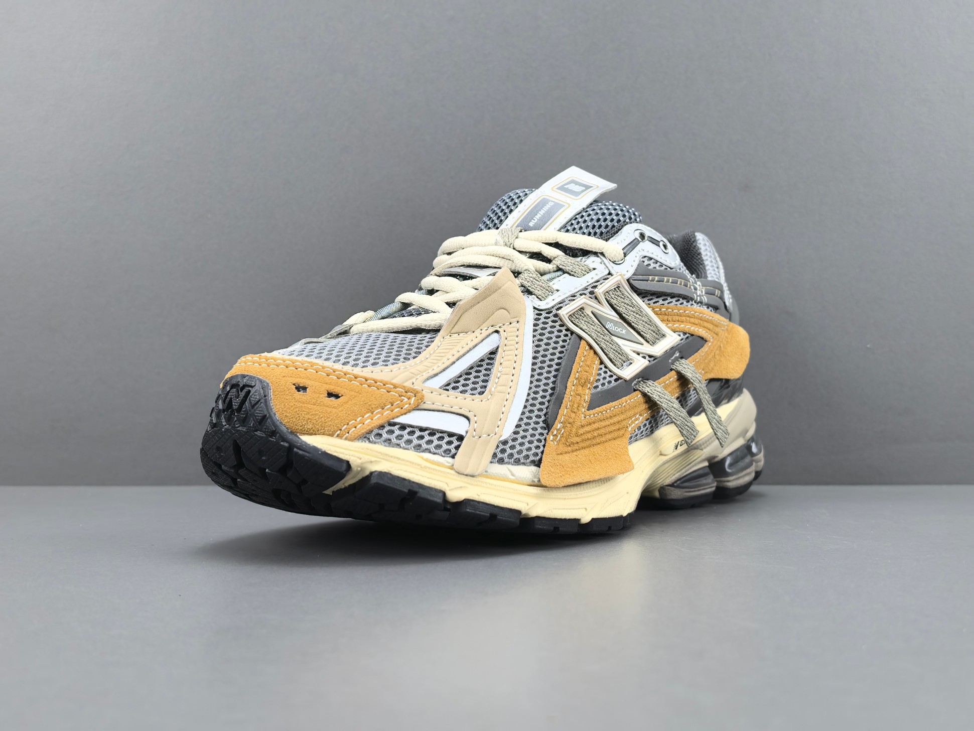 New Balance 1906A U1906AA