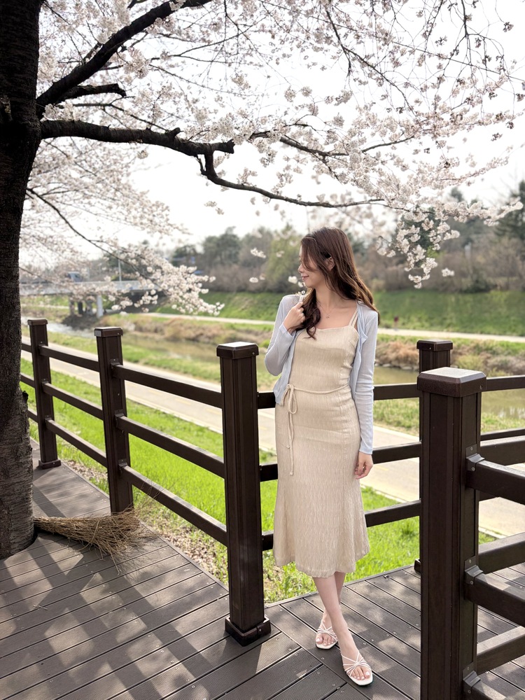 Romance Slim Cami Dress (Beige)