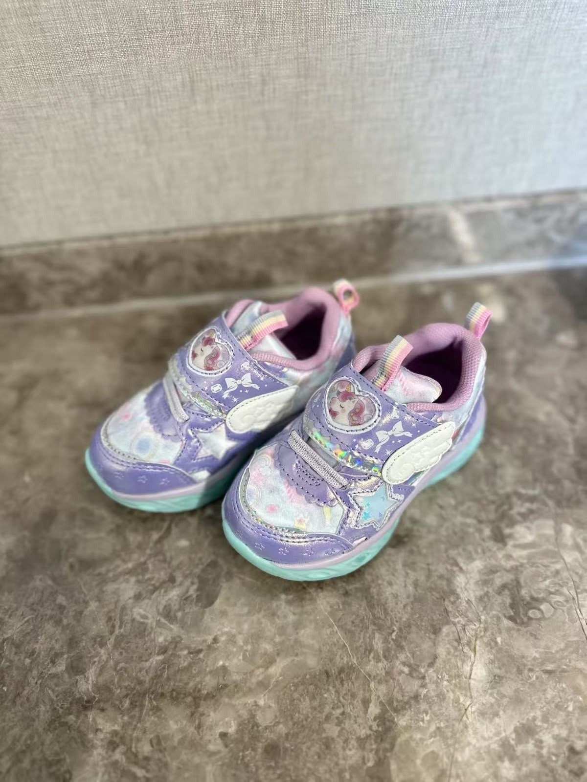 預訂款～ 🇯🇵日單 🦄 unicorn 閃燈波鞋