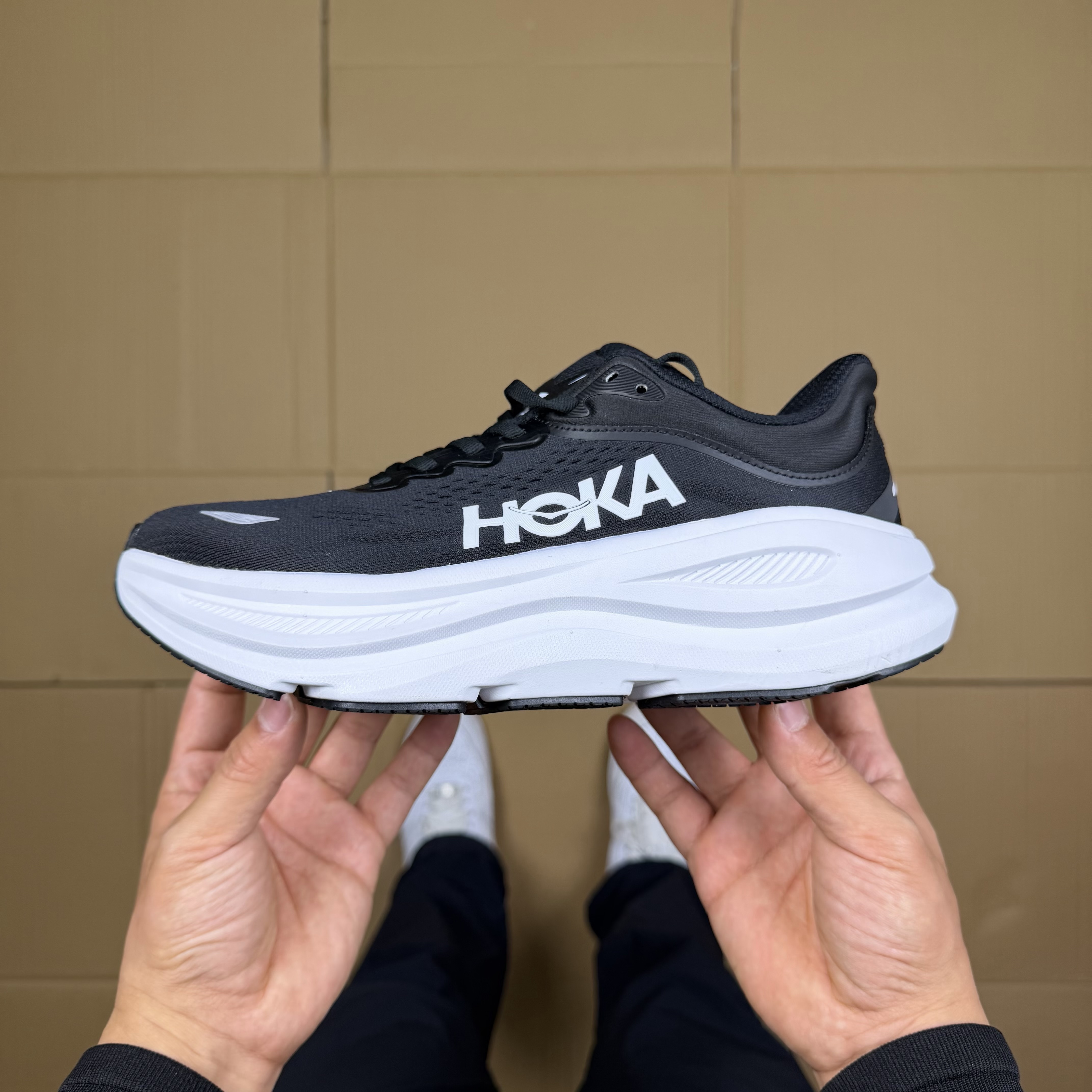 Hoka One One Bondi 9 