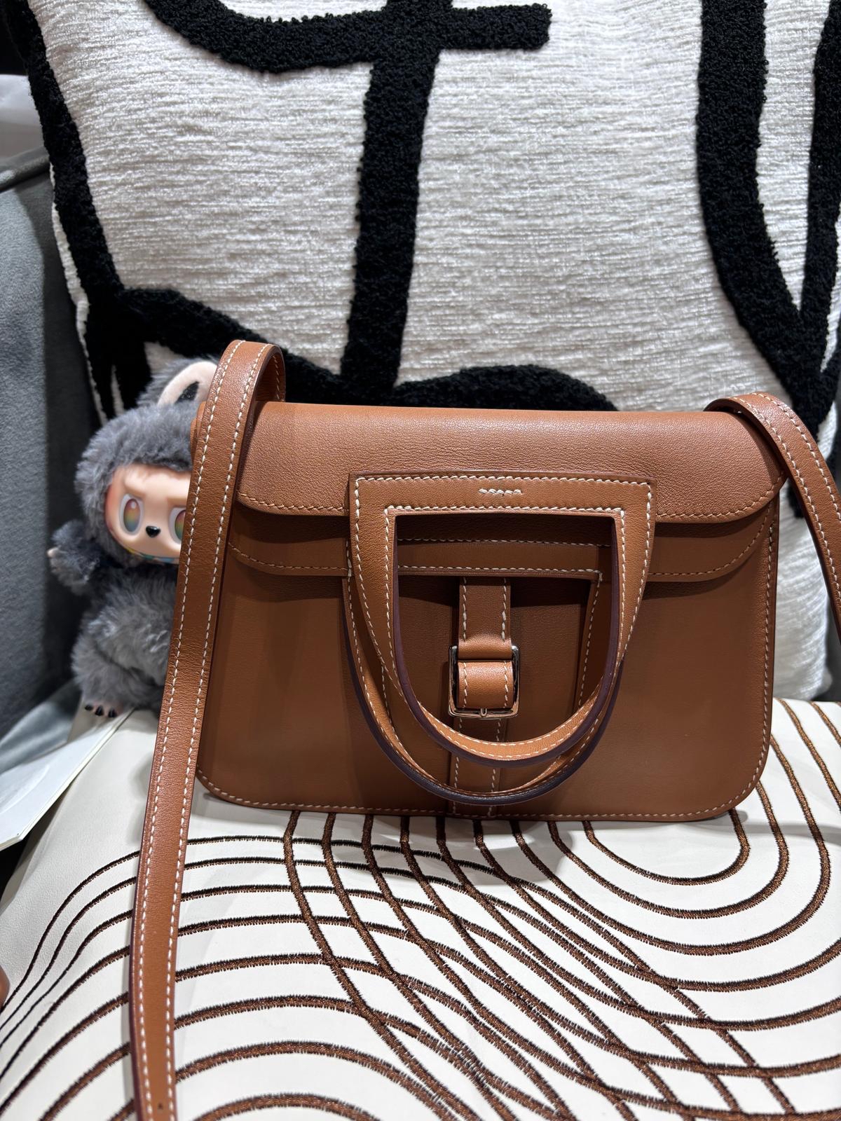 Hermes Mini Halzan STAMP A gold 100%Authentic, 98%New✅Dust bag✅box