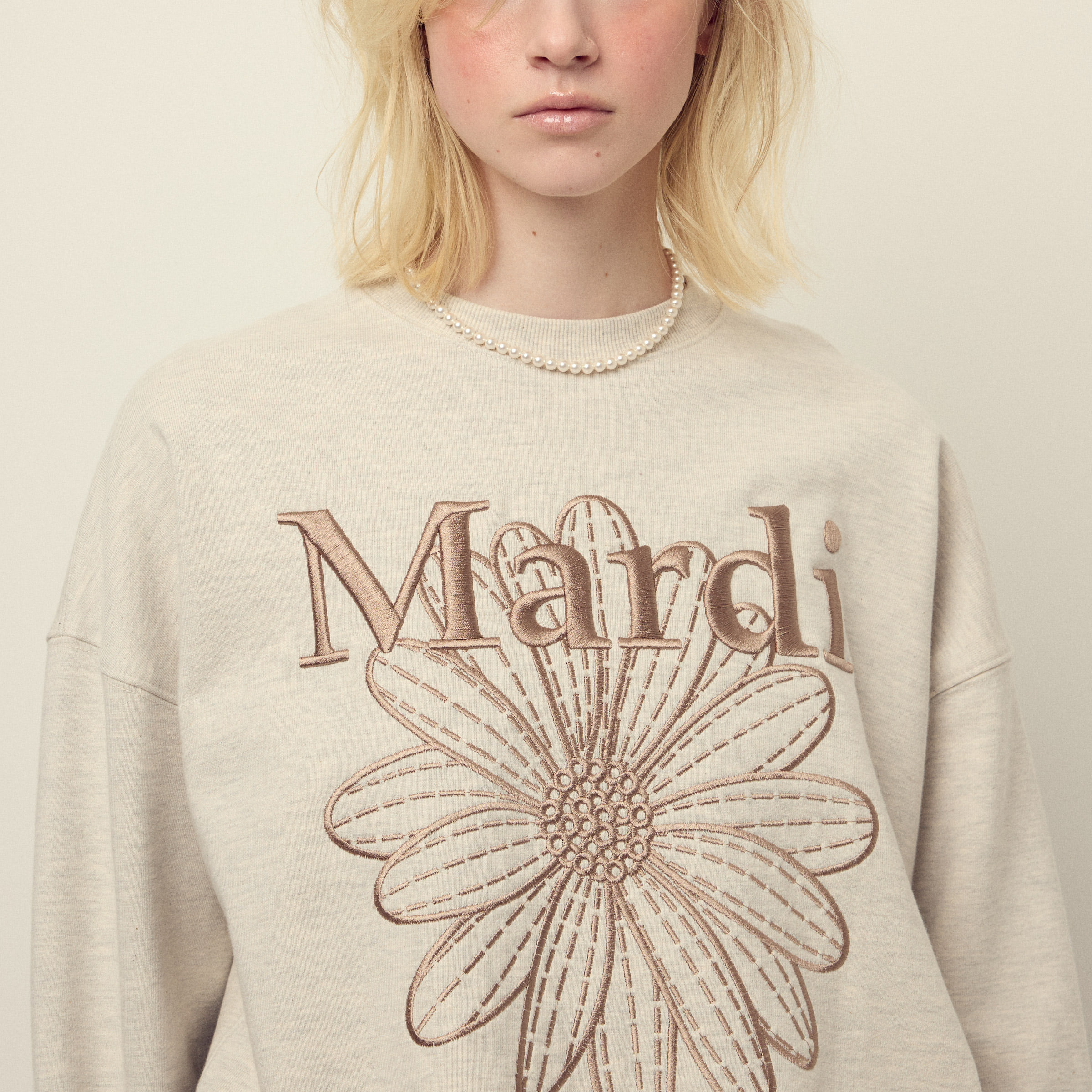 [Mardi Mercredi] SWEATSHIRT FLOWERMARDI NEEDLEWORK (6款)