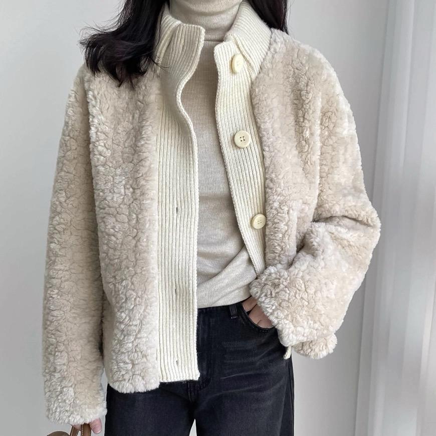 拼冷羊羔毛外套