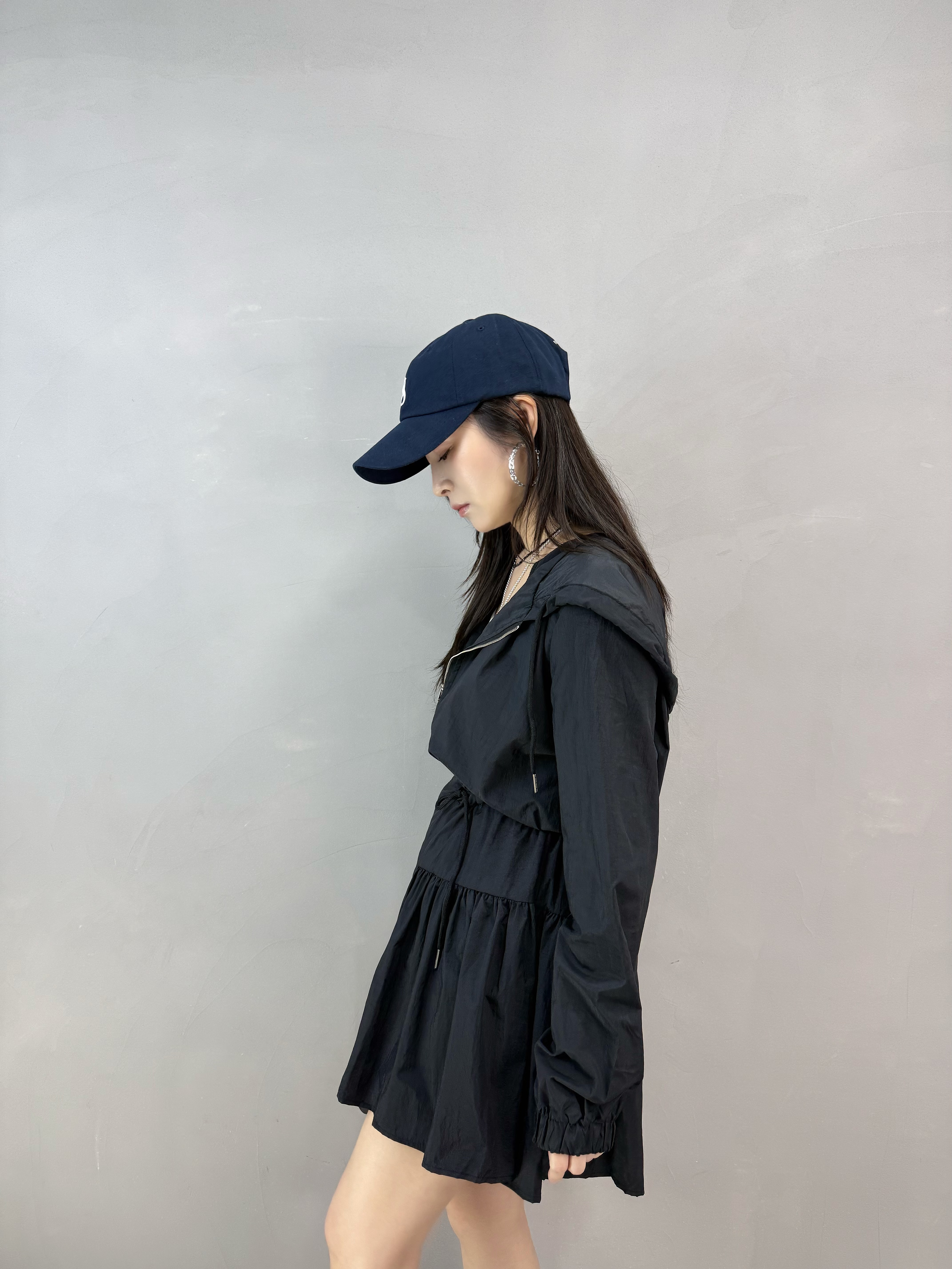 H83 束腰有帽風褸Ops 