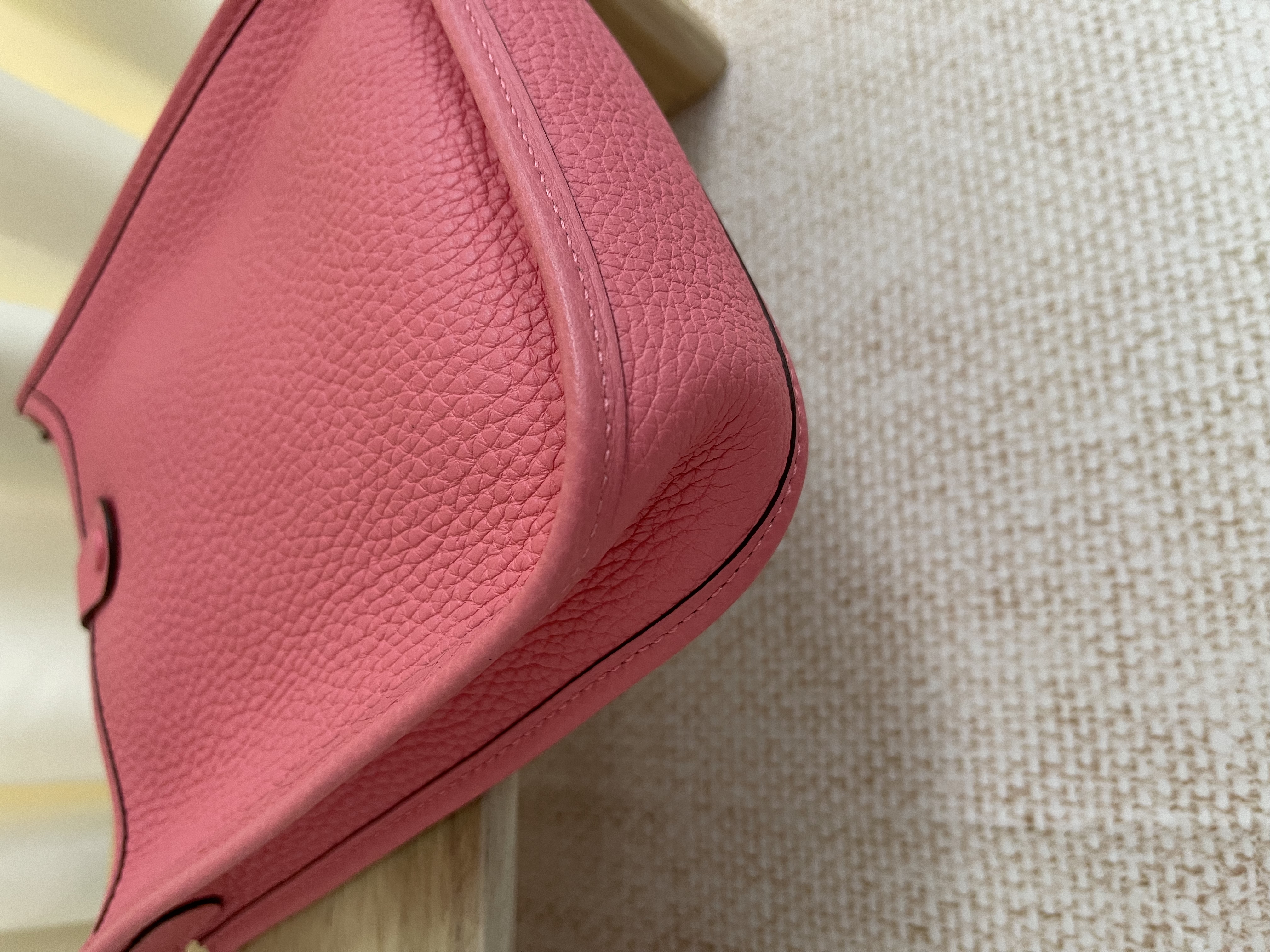 Pre-owned Hermes Mini E/ 26Y109