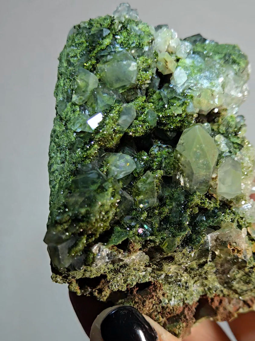 Epidote specimen with rainbow quartz and DTs - ED2