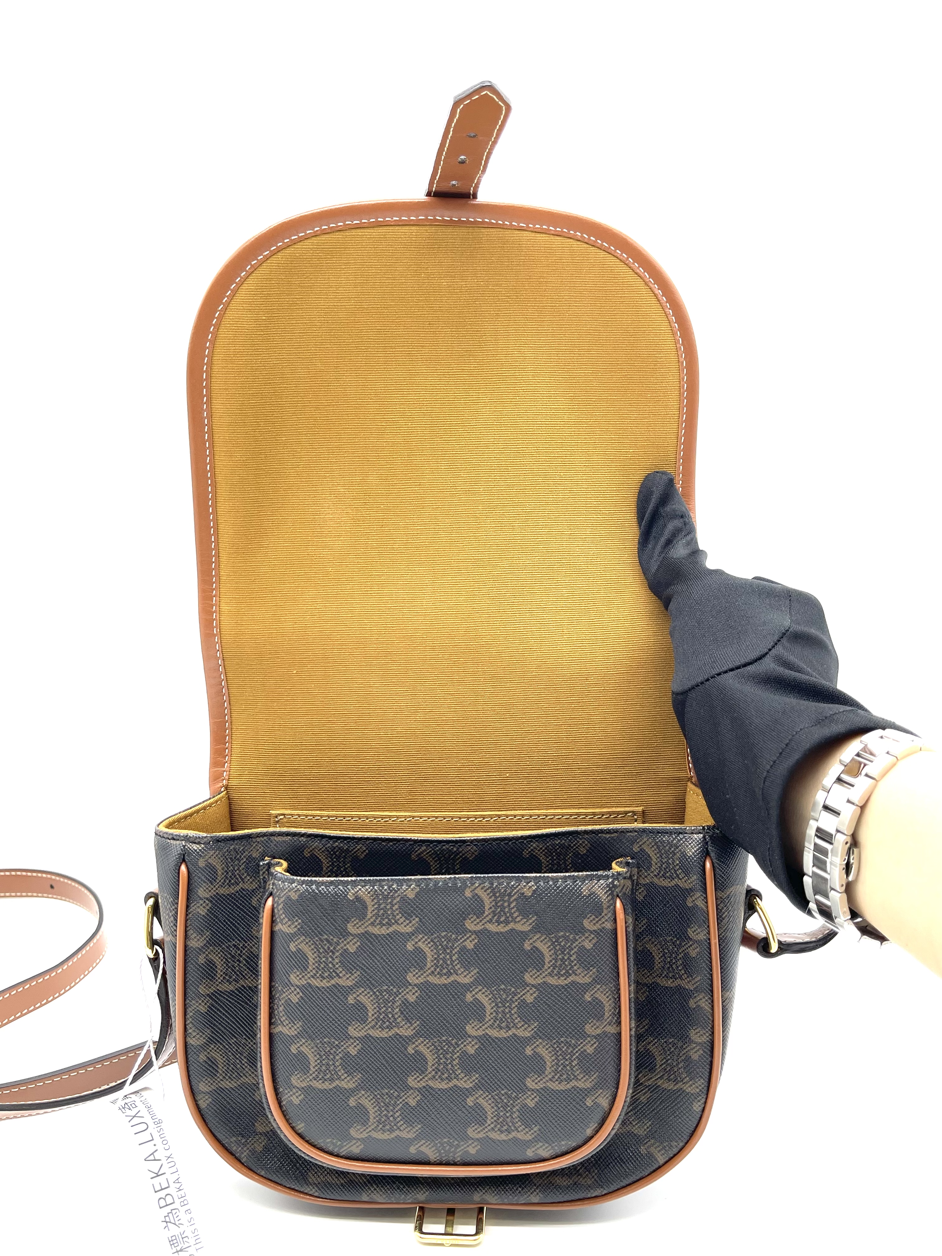 Pre-owned CELINE Folco / Product Code: 26032402