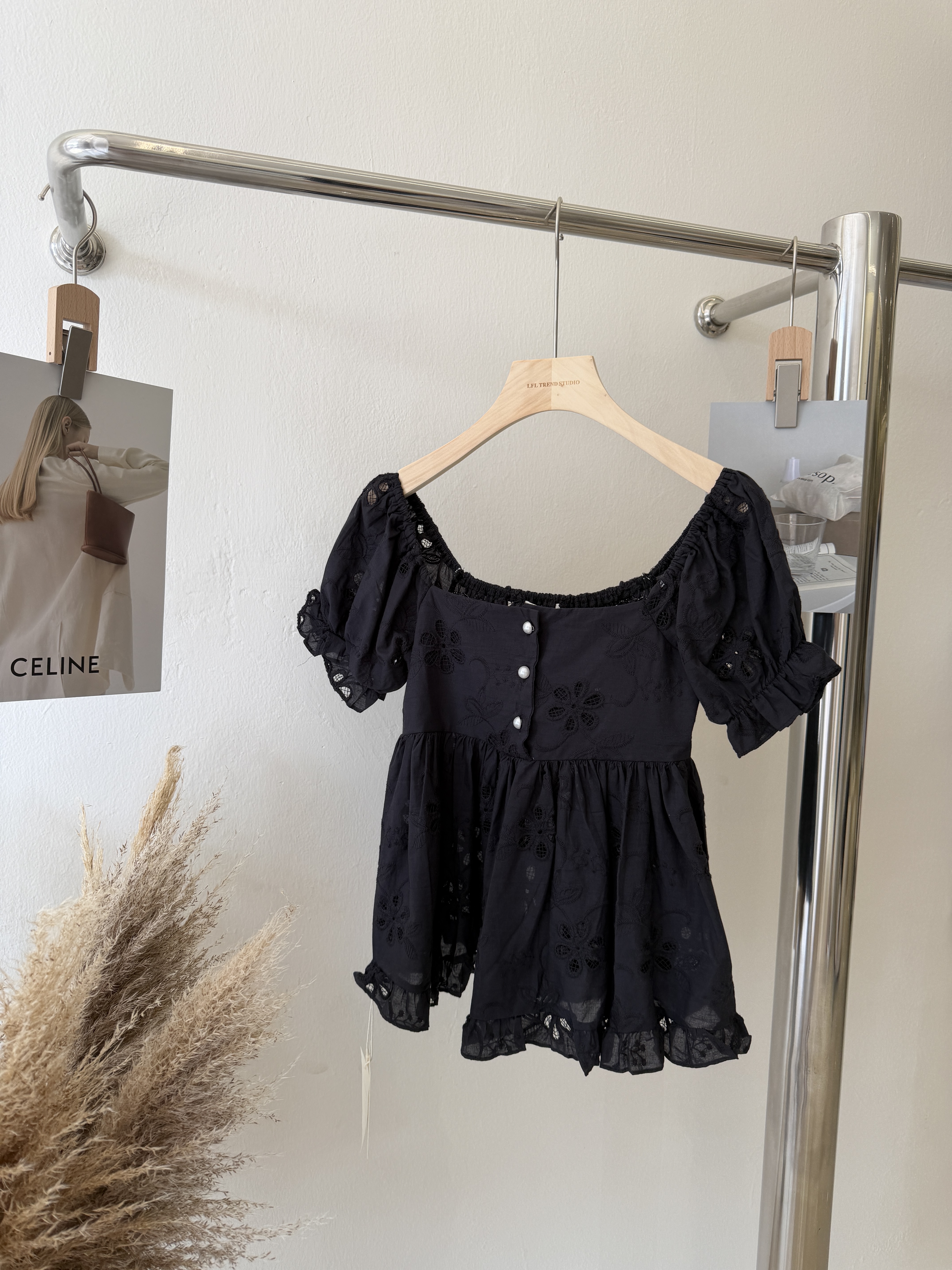 6529 气质镂空公主上衣