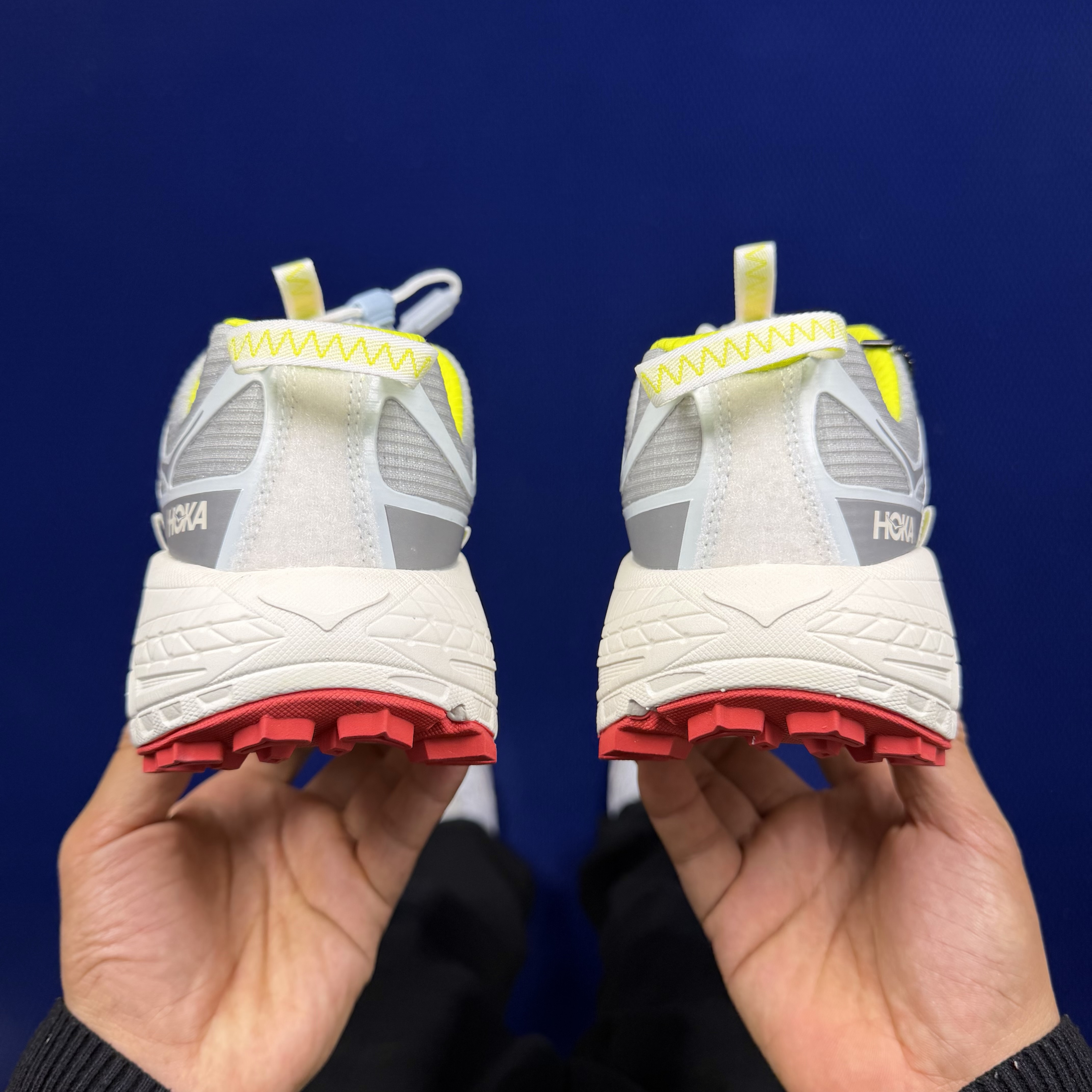 Hoka One One Mafate Three 2 