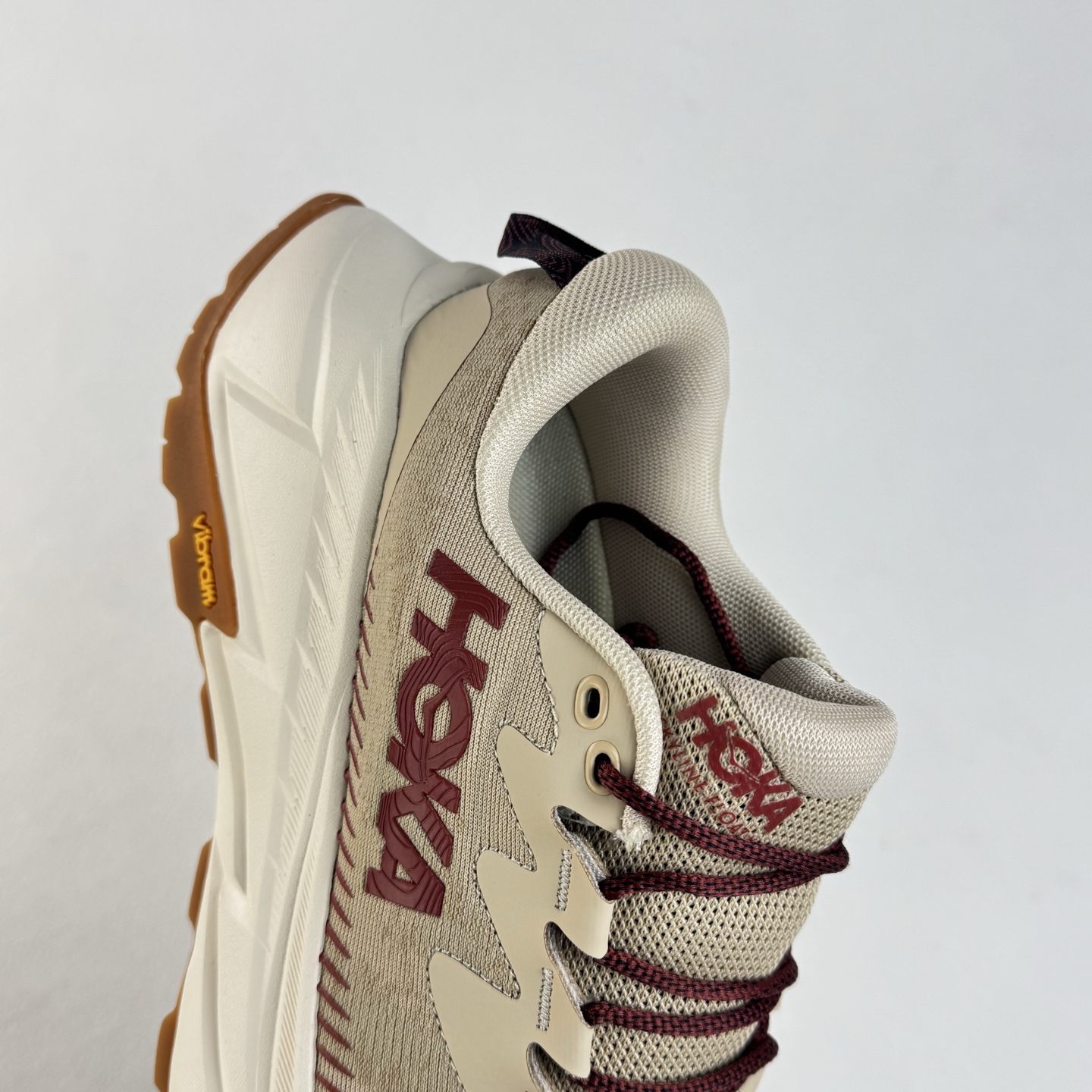 Hoka One One Skyline-Float X