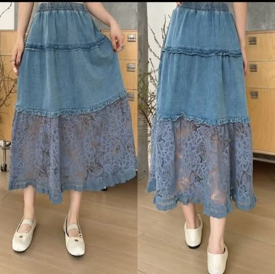 洗水牛仔拼蕾絲半截裙