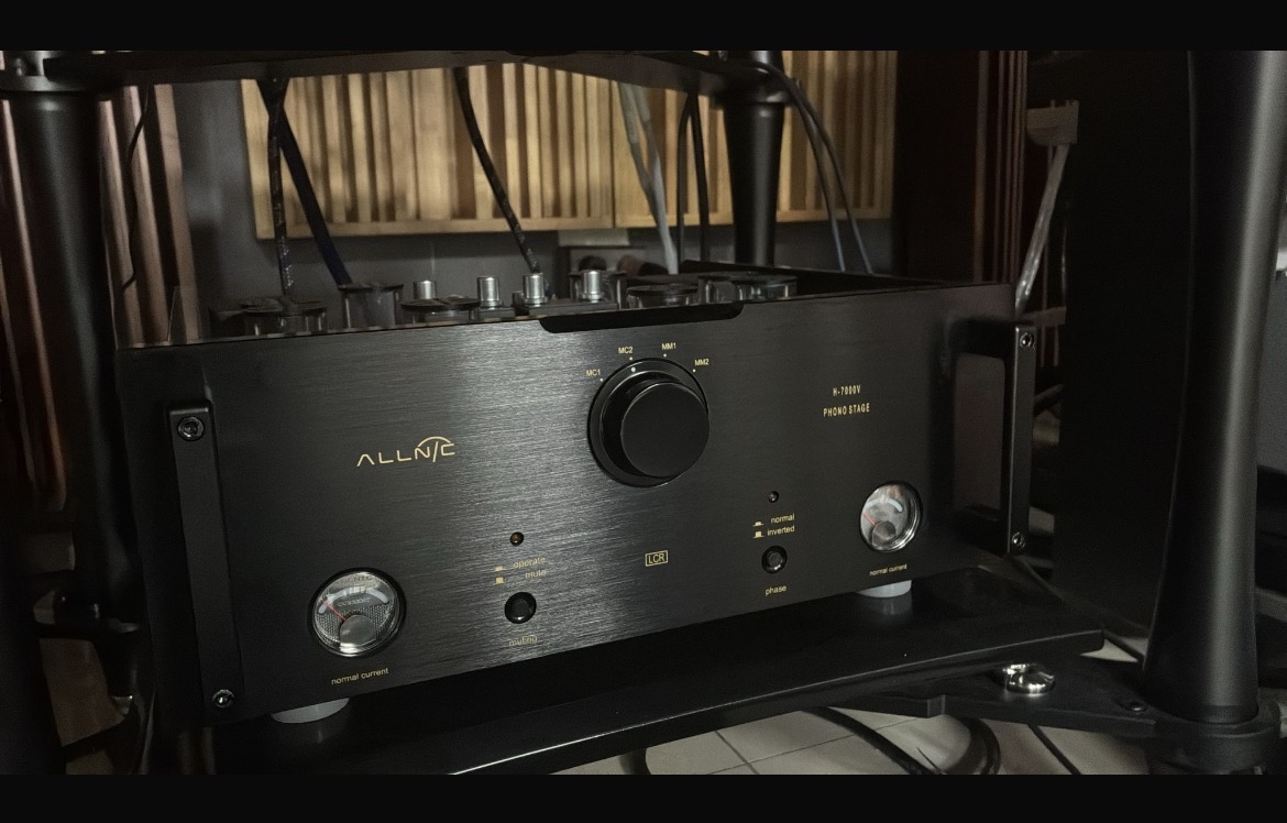 Allnic H7000v phono stage