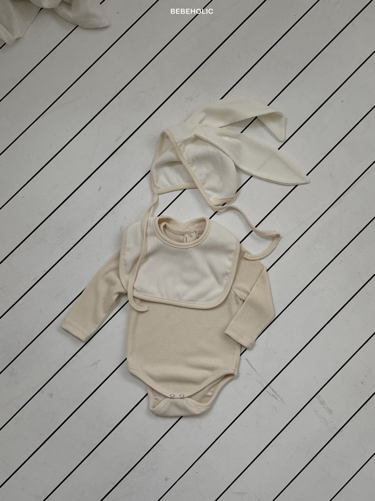 🌸預訂 韓國直送🌸🇰🇷BEBEHOLIC四色兔仔帽包屁衣圍兜三件套裝