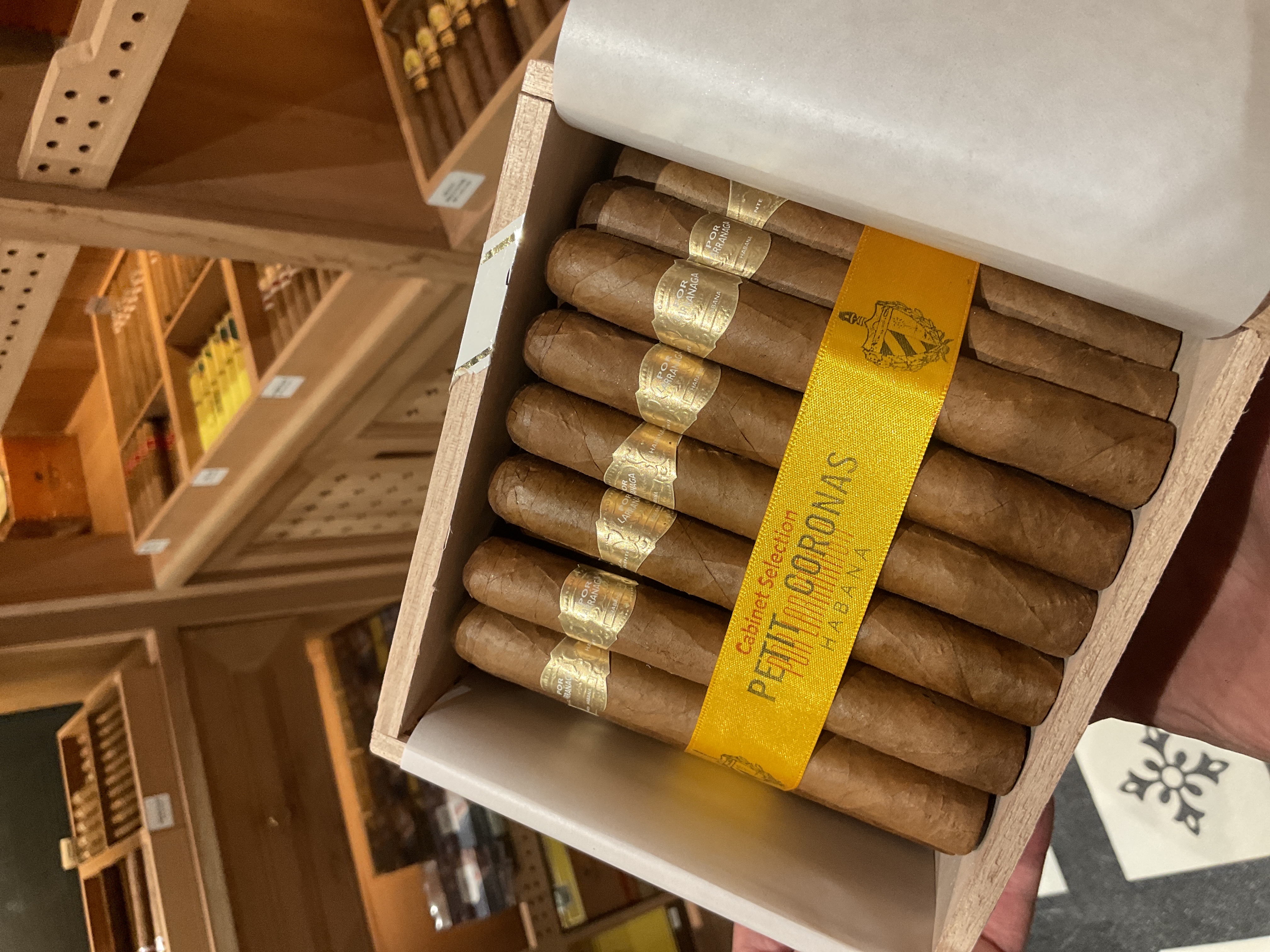 Por Larranaga潑辣小皇冠（50支）