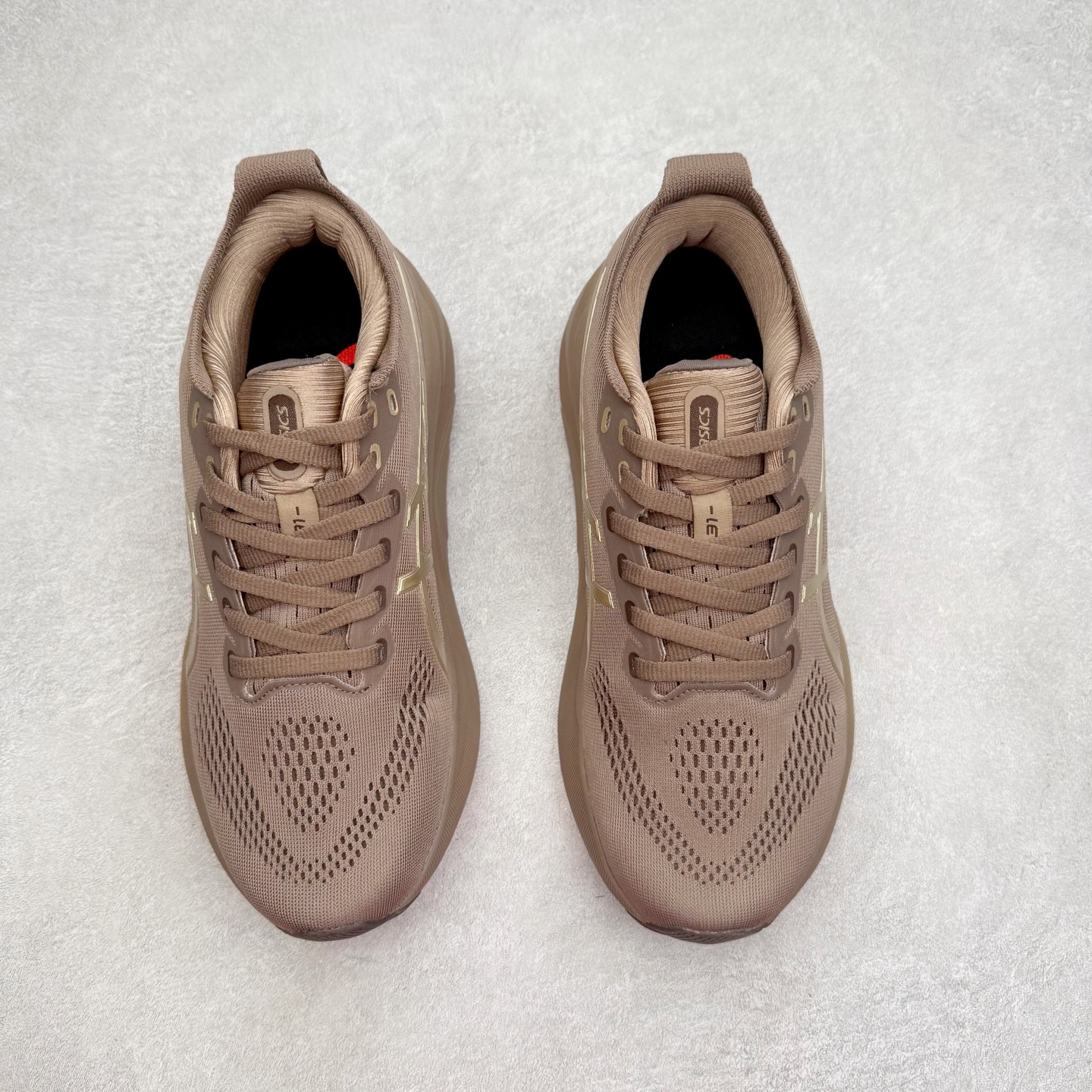 Asics Gel-Kayano 31 Luxe 1011C035-020